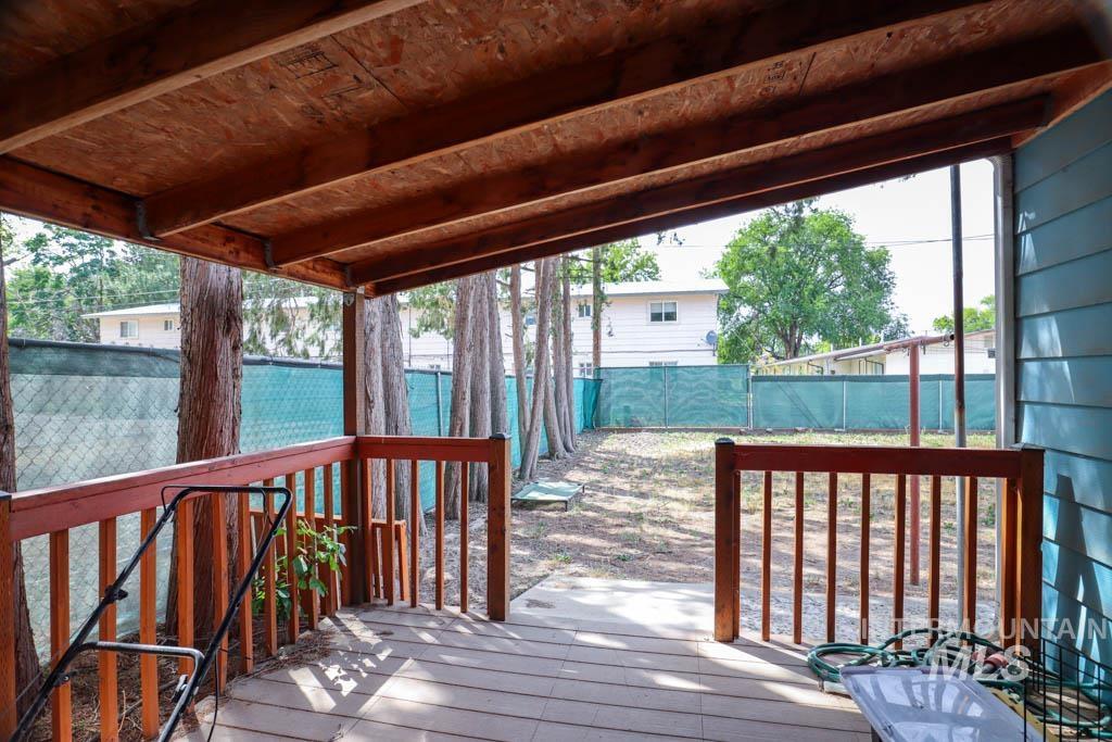 99 NW 9th St, Ontario, Oregon 97914-0000, 3 Bedrooms, 2 Bathrooms, Residential For Sale, Price $264,999,MLS 98957460