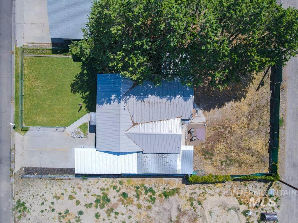 99 NW 9th St, Ontario, Oregon 97914-0000, 3 Bedrooms, 2 Bathrooms, Residential For Sale, Price $264,999,MLS 98957460