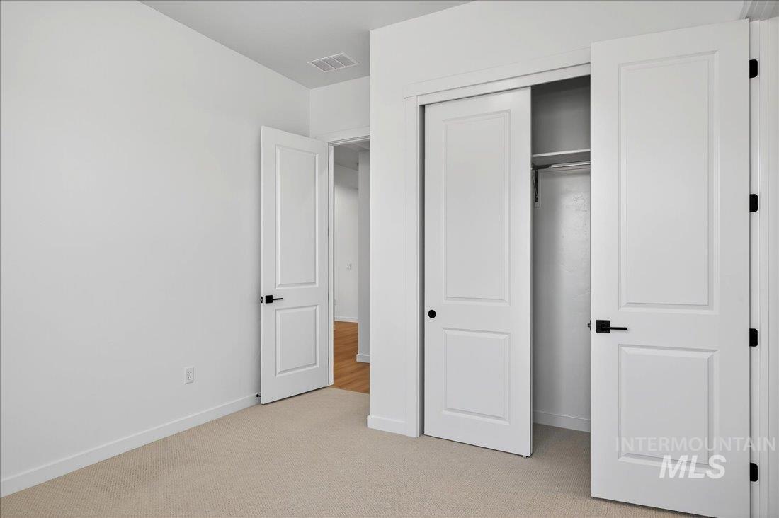 8555 S Country Wind Ave, Meridian, Idaho 83642, 4 Bedrooms, 3 Bathrooms, Residential For Sale, Price $665,000,MLS 98957461