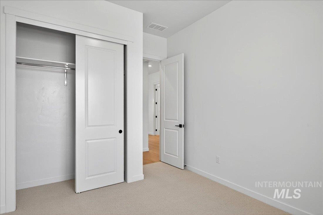 8555 S Country Wind Ave, Meridian, Idaho 83642, 4 Bedrooms, 3 Bathrooms, Residential For Sale, Price $665,000,MLS 98957461