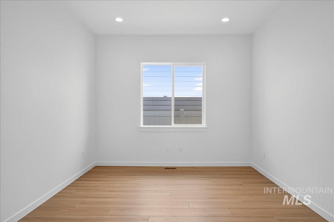 8555 S Country Wind Ave, Meridian, Idaho 83642, 4 Bedrooms, 3 Bathrooms, Residential For Sale, Price $665,000,MLS 98957461