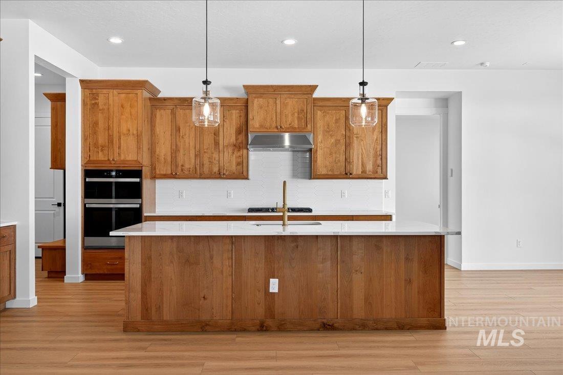 8555 S Country Wind Ave, Meridian, Idaho 83642, 4 Bedrooms, 3 Bathrooms, Residential For Sale, Price $665,000,MLS 98957461