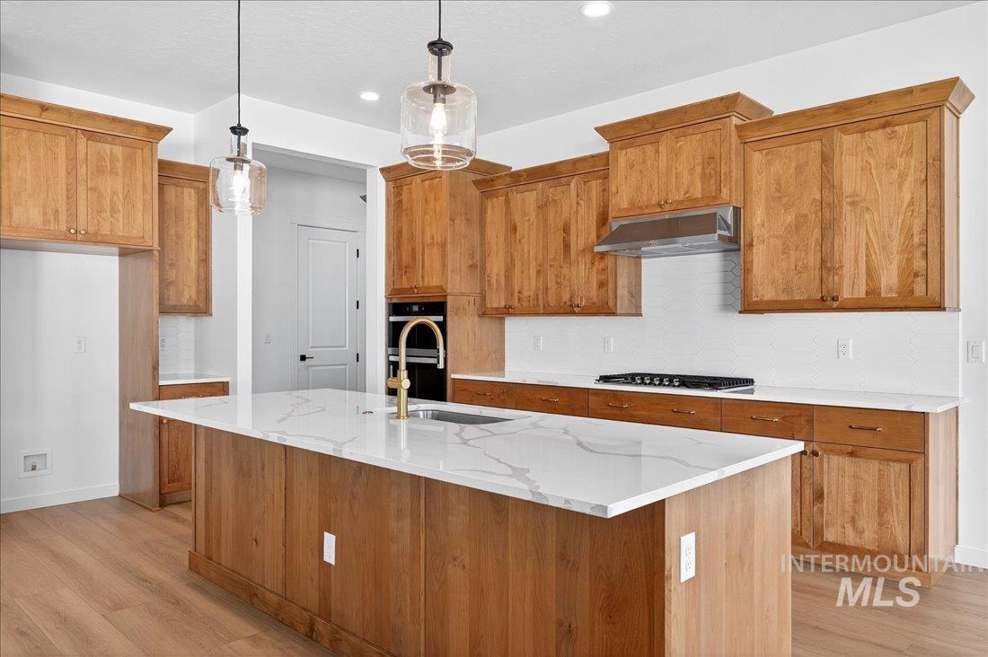 8555 S Country Wind Ave, Meridian, Idaho 83642, 4 Bedrooms, 3 Bathrooms, Residential For Sale, Price $665,000,MLS 98957461