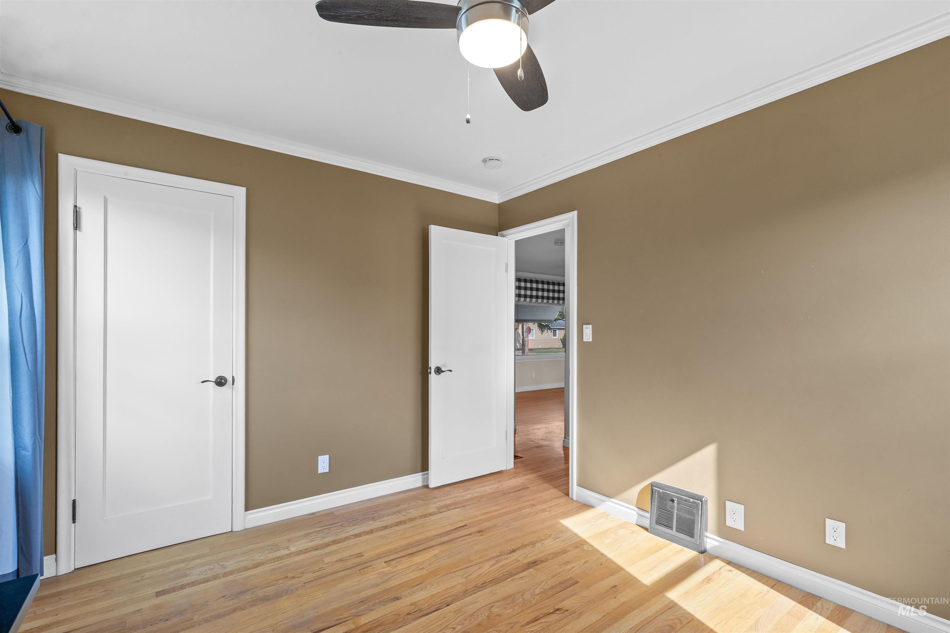 1303 4th Street, Clarkston, Washington 99403, 4 Bedrooms, 2 Bathrooms, Residential For Sale, Price $339,000,MLS 98957519