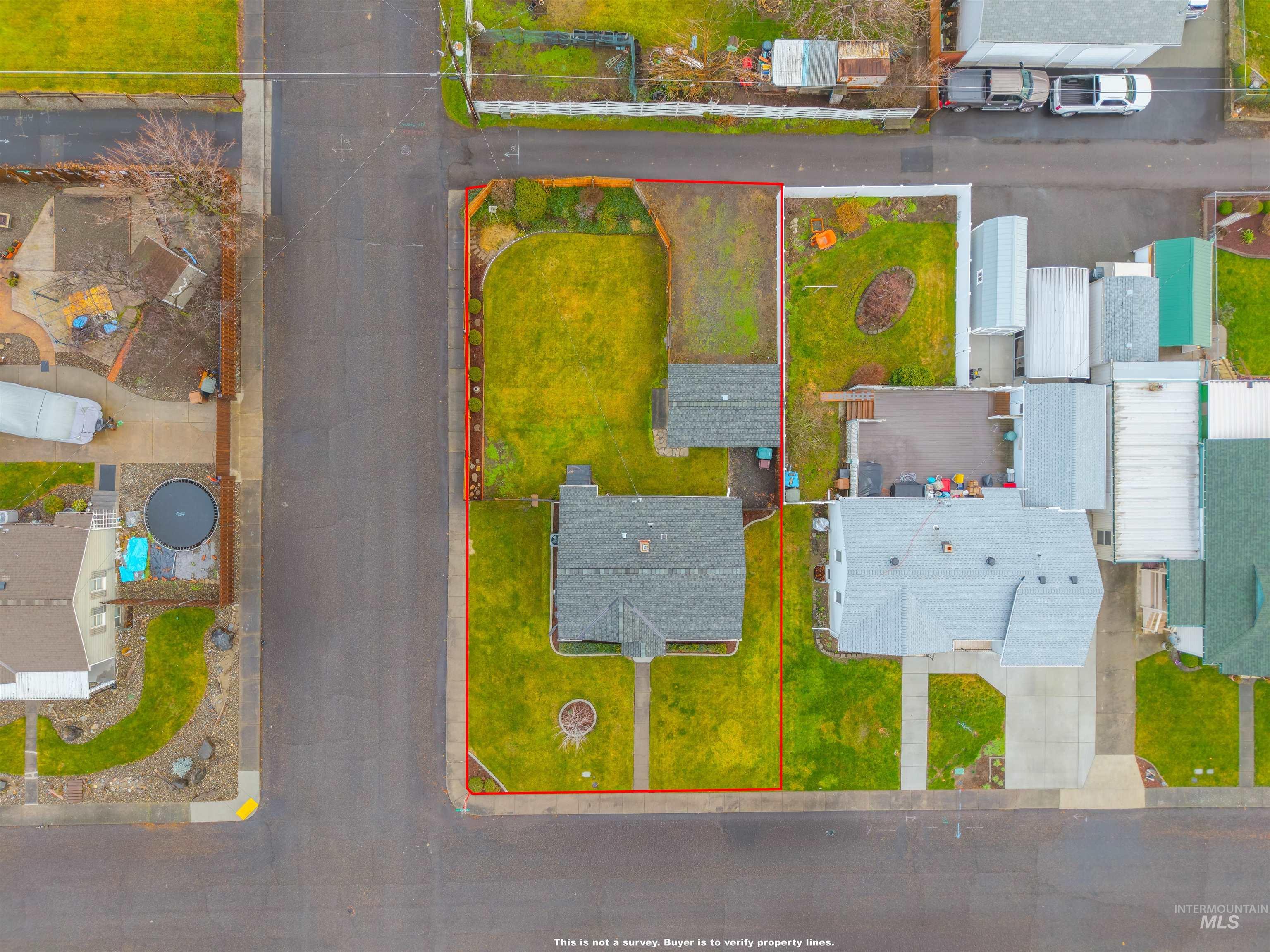 1303 4th Street, Clarkston, Washington 99403, 4 Bedrooms, 2 Bathrooms, Residential For Sale, Price $339,000,MLS 98957519