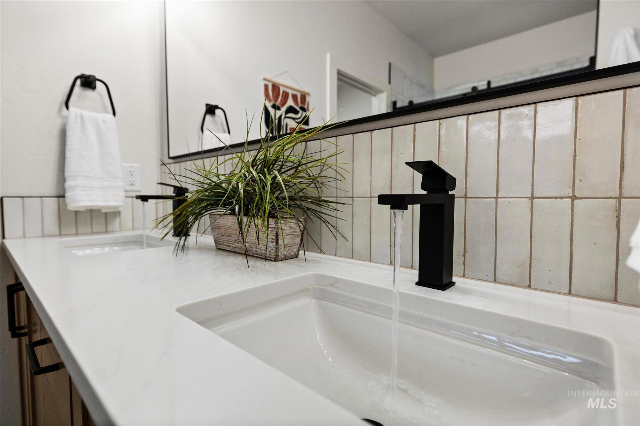 1003 N Kimball St, Boise, Idaho 83704, 4 Bedrooms, 2.5 Bathrooms, Residential For Sale, Price $648,500,MLS 98957551