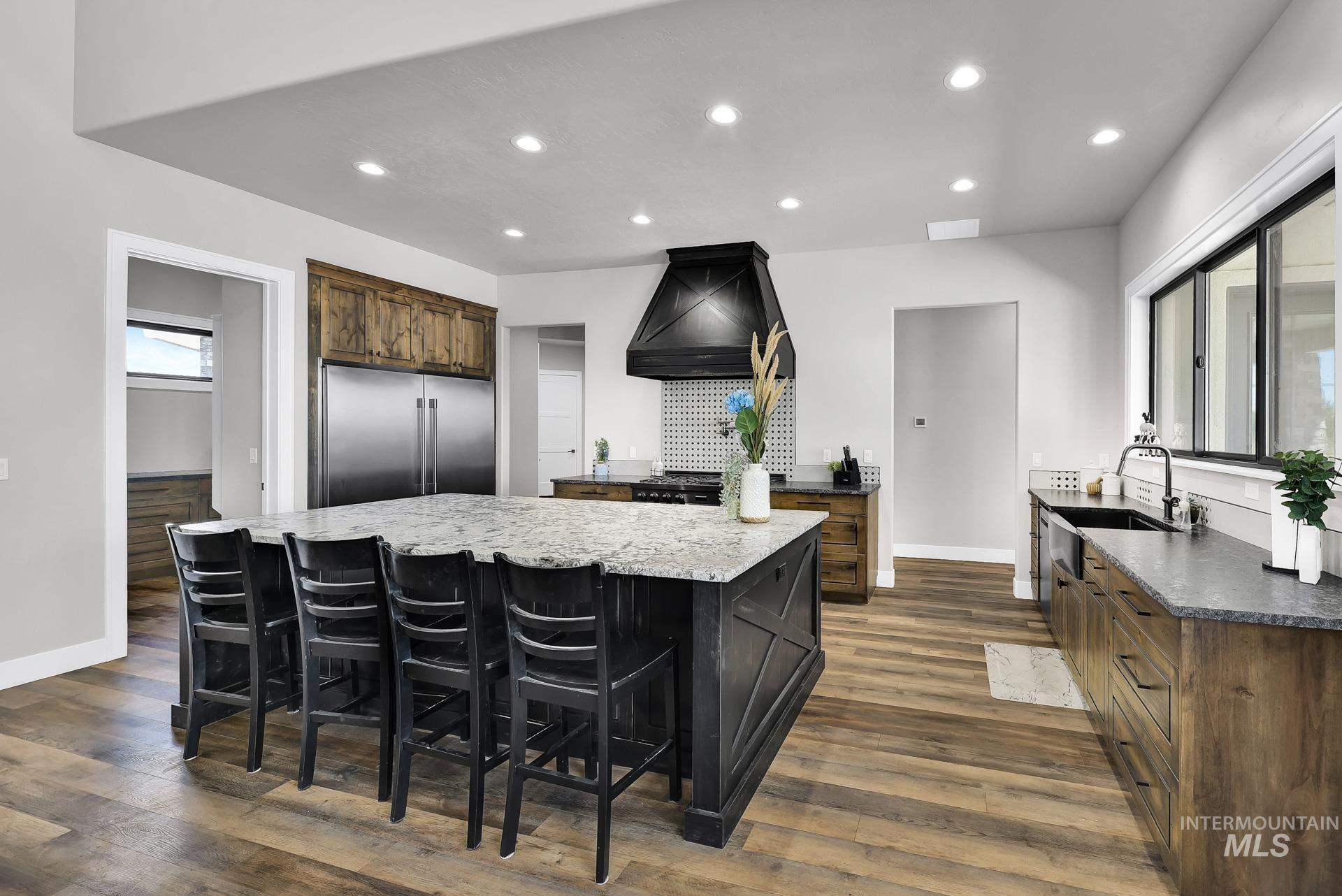 27114 Lower Pleasant Ridge, Wilder, Idaho 83676, 4 Bedrooms, 3.5 Bathrooms, Residential Income For Sale, Price $1,799,900,MLS 98957574