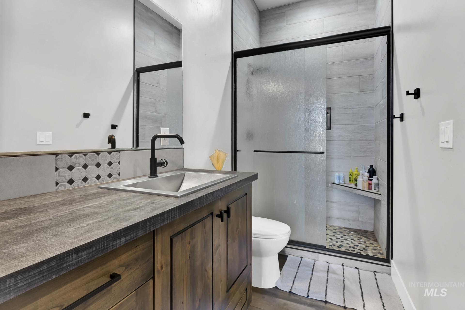 27114 Lower Pleasant Ridge, Wilder, Idaho 83676, 4 Bedrooms, 3.5 Bathrooms, Residential Income For Sale, Price $1,799,900,MLS 98957574