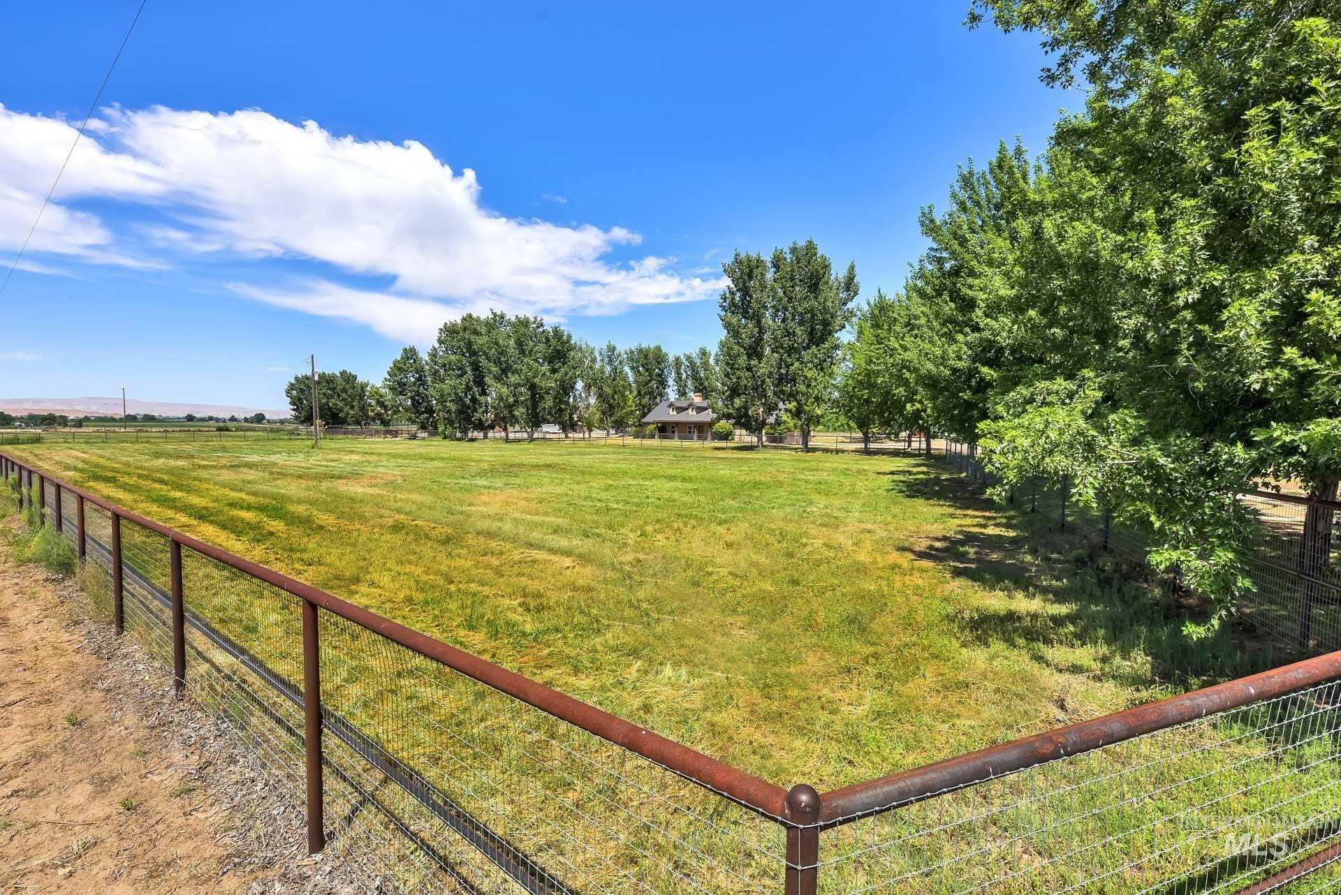 27114 Lower Pleasant Ridge, Wilder, Idaho 83676, 4 Bedrooms, 3.5 Bathrooms, Residential Income For Sale, Price $1,799,900,MLS 98957574