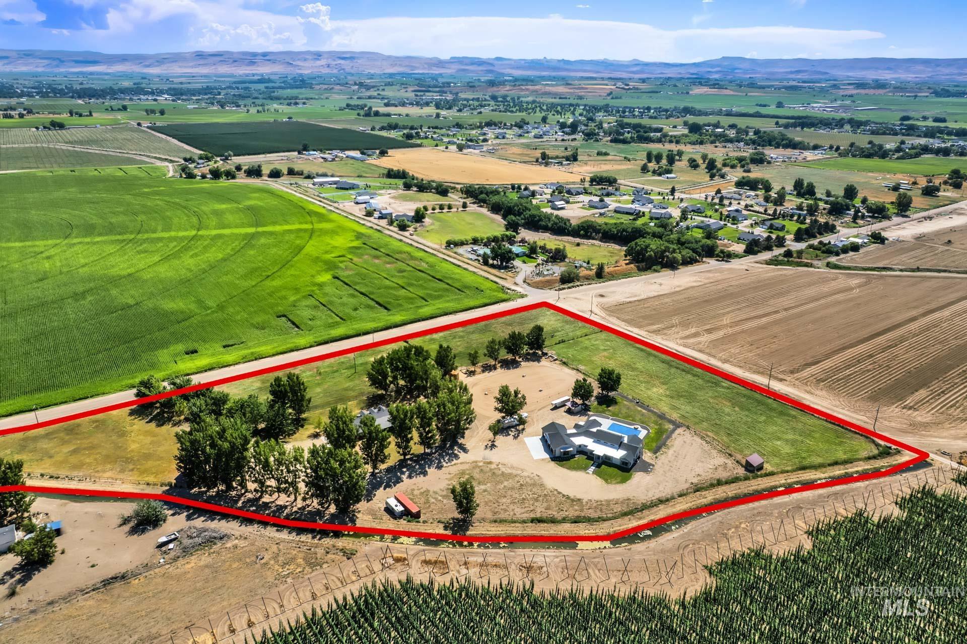 27114 Lower Pleasant Ridge, Wilder, Idaho 83676, 4 Bedrooms, 3.5 Bathrooms, Residential Income For Sale, Price $1,799,900,MLS 98957574