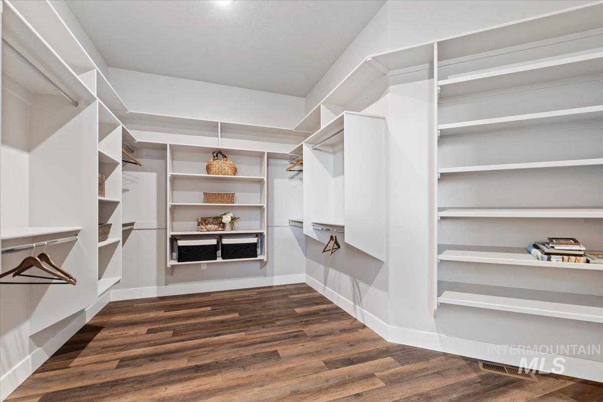 27114 Lower Pleasant Ridge, Wilder, Idaho 83676, 7 Bedrooms, 6.5 Bathrooms, Residential For Sale, Price $1,799,900,MLS 98957575