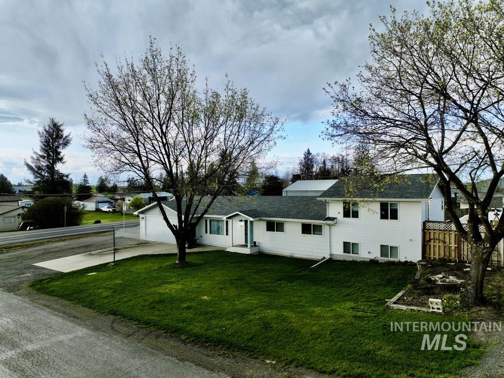 502 Villard Ave, Craigmont, Idaho 83523, 3 Bedrooms, 3 Bathrooms, Residential For Sale, Price $337,900, 98957632
