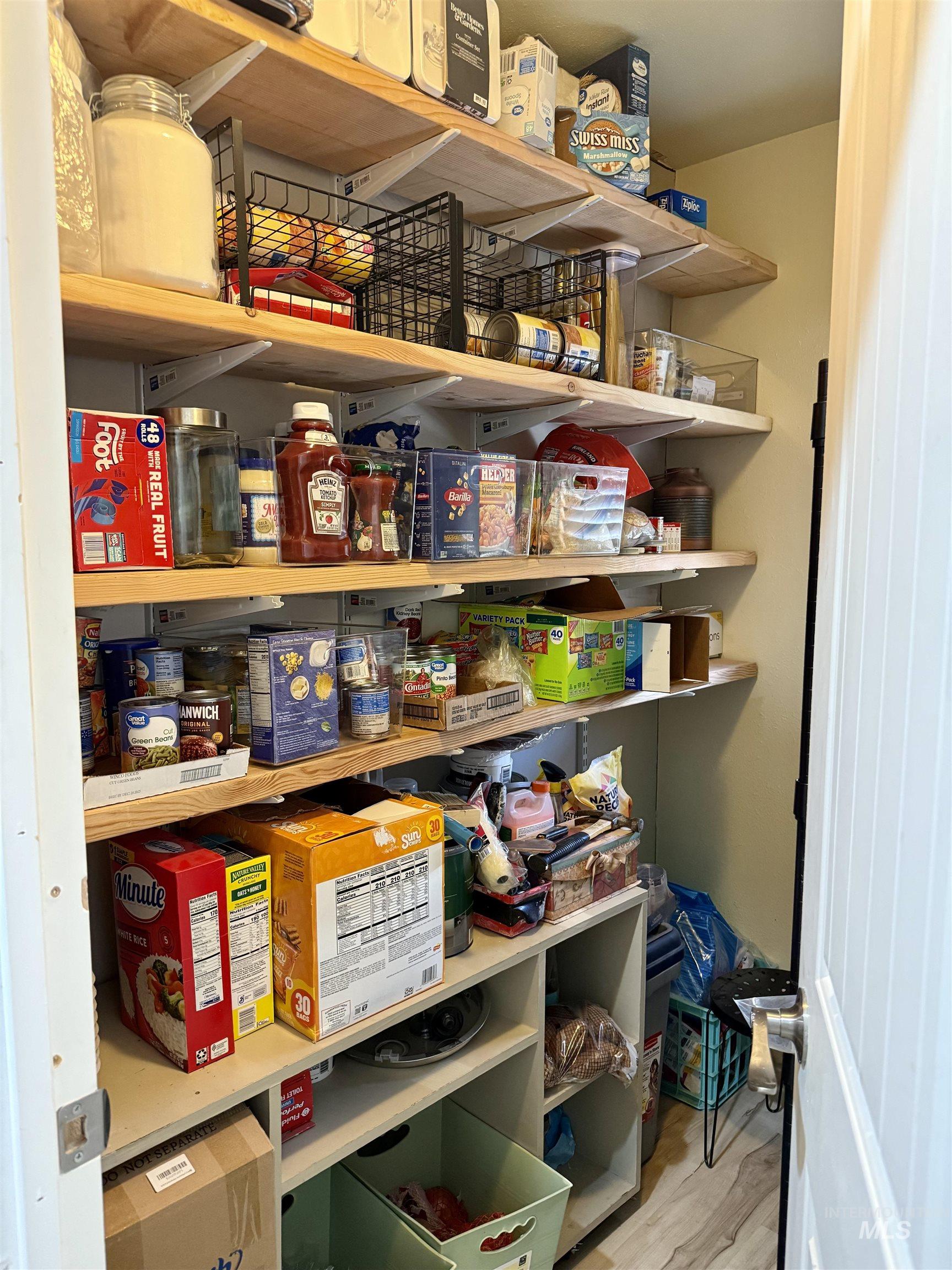 502 Villard Ave, Craigmont, Idaho 83523, 3 Bedrooms, 3 Bathrooms, Residential For Sale, Price $339,000,MLS 98957632