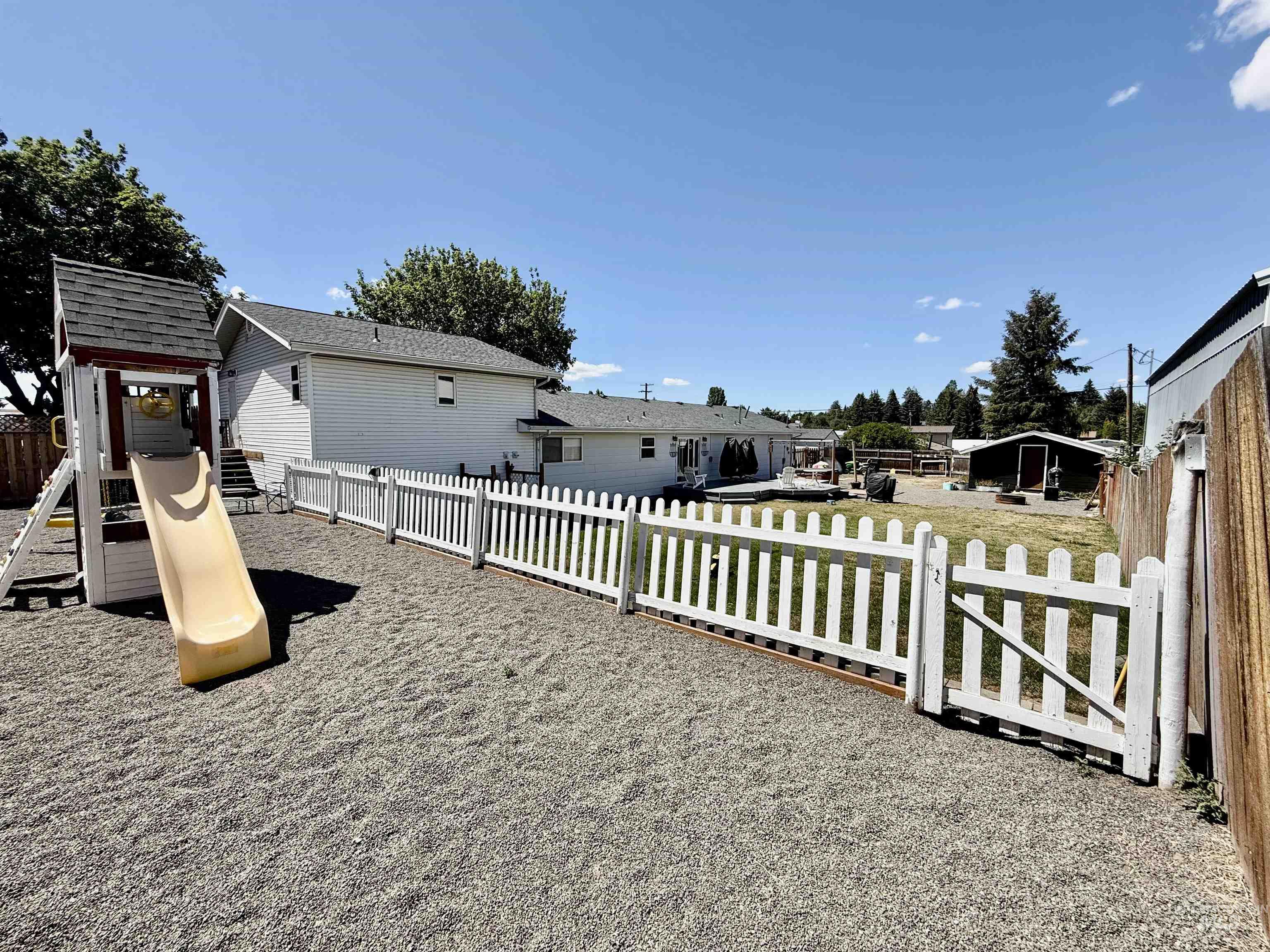 502 Villard Ave, Craigmont, Idaho 83523, 3 Bedrooms, 3 Bathrooms, Residential For Sale, Price $337,900, 98957632