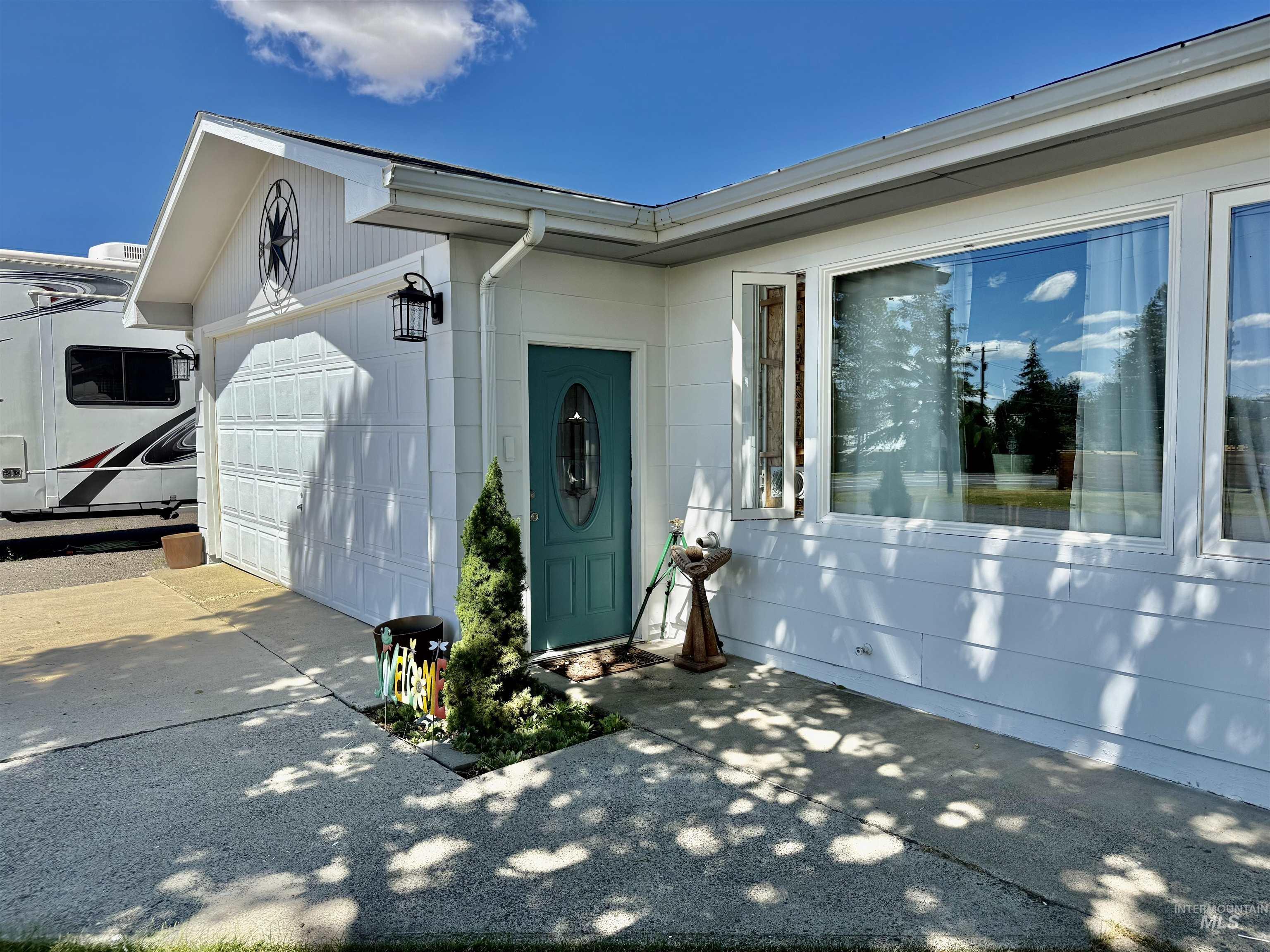 502 Villard Ave, Craigmont, Idaho 83523, 3 Bedrooms, 3 Bathrooms, Residential For Sale, Price $337,900, 98957632