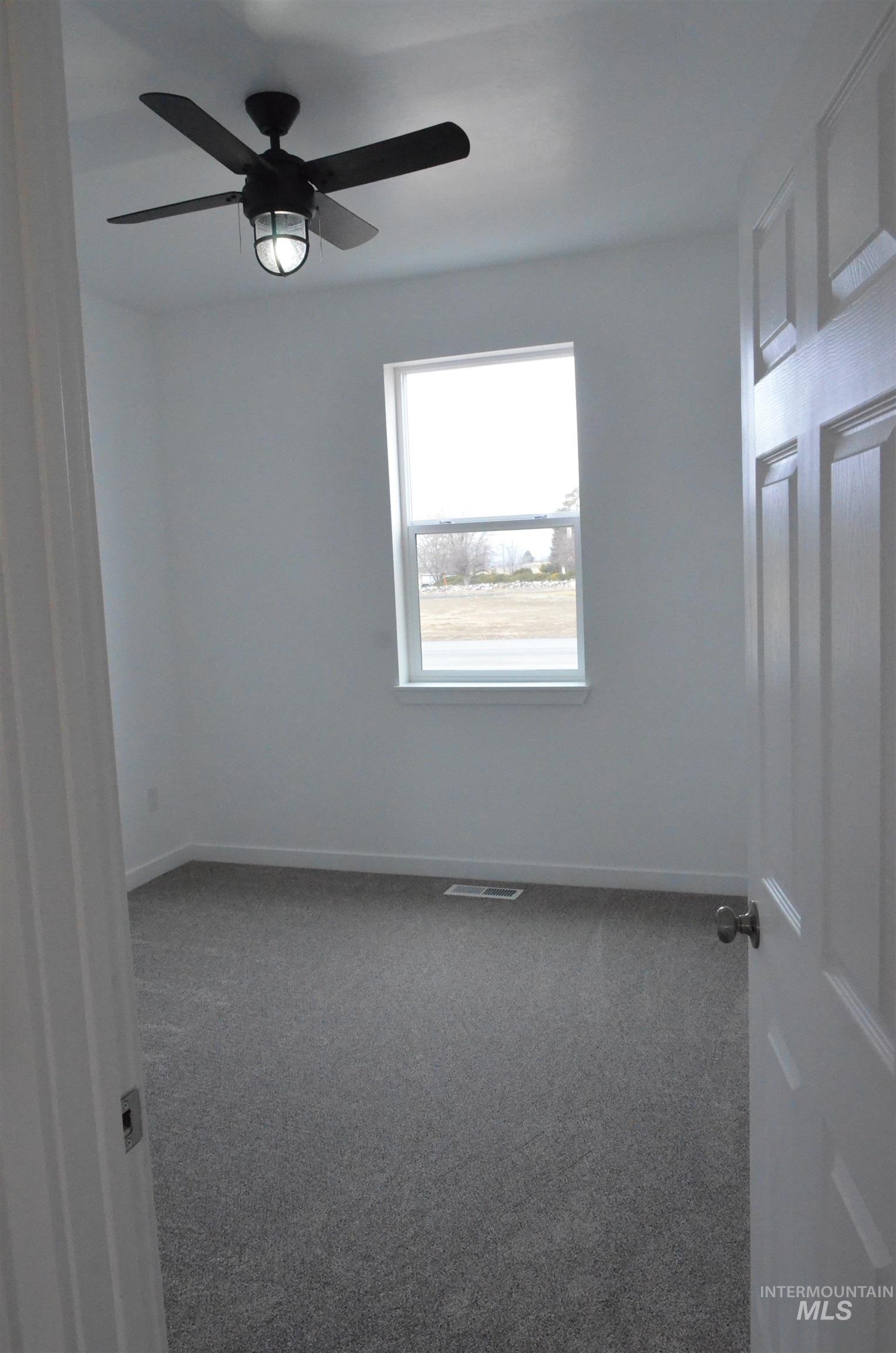 45 Sunset Loop, Jerome, Idaho 83338, 3 Bedrooms, 2 Bathrooms, Residential For Sale, Price $549,900,MLS 98957645