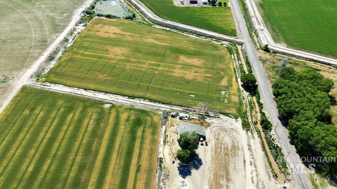 683 Butler Blvd, Ontario, Oregon 97914, 3 Bedrooms, 2.5 Bathrooms, Farm & Ranch For Sale, Price $1,175,000,MLS 98957648