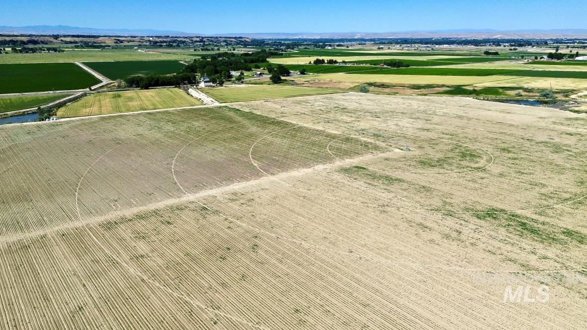 683 Butler Blvd, Ontario, Oregon 97914, 3 Bedrooms, 2.5 Bathrooms, Farm & Ranch For Sale, Price $1,175,000,MLS 98957648