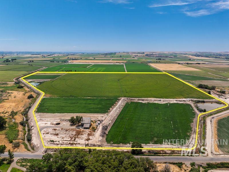 683 Butler Blvd, Ontario, Oregon 97914, 3 Bedrooms, 2.5 Bathrooms, Farm & Ranch For Sale, Price $1,175,000,MLS 98957648