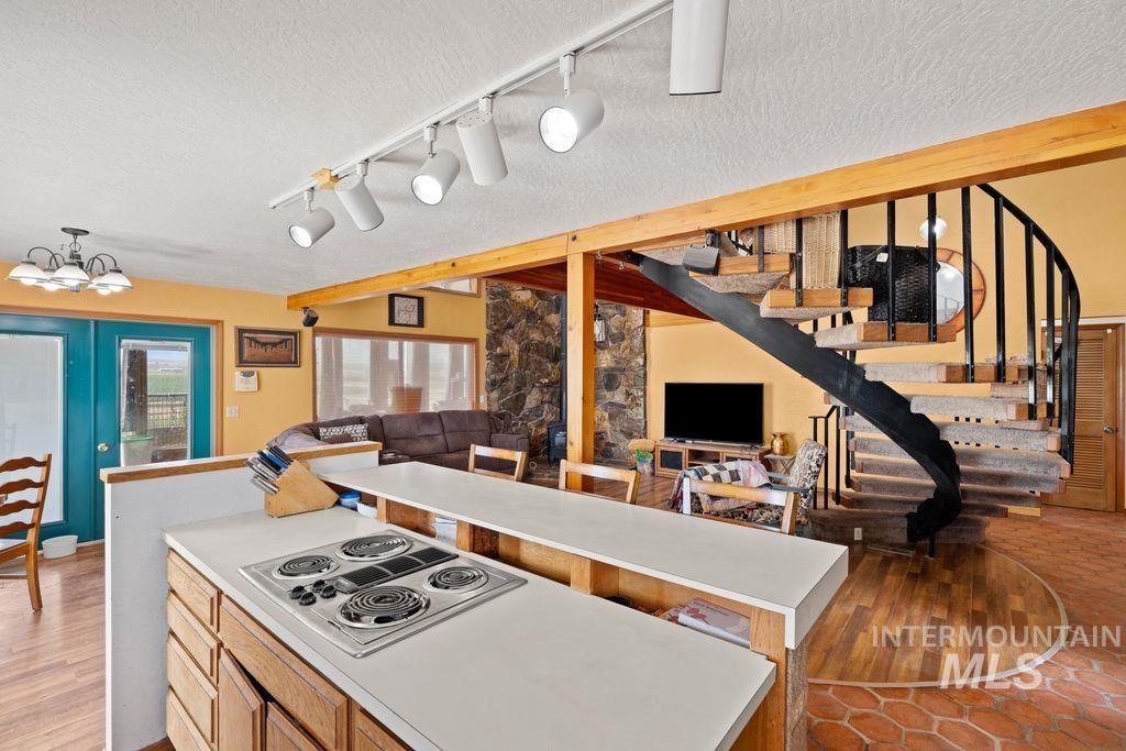 683 Butler Blvd, Ontario, Oregon 97914, 3 Bedrooms, 2.5 Bathrooms, Farm & Ranch For Sale, Price $1,175,000,MLS 98957648