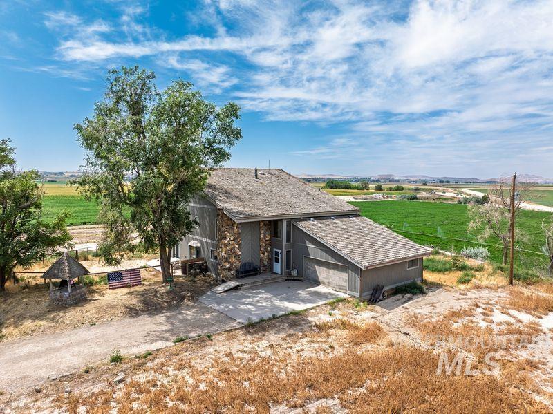 683 Butler Blvd, Ontario, Oregon 97914, 3 Bedrooms, 2.5 Bathrooms, Farm & Ranch For Sale, Price $1,175,000,MLS 98957648