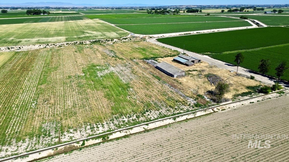 683 Butler Blvd, Ontario, Oregon 97914, 3 Bedrooms, 2.5 Bathrooms, Farm & Ranch For Sale, Price $1,175,000,MLS 98957648