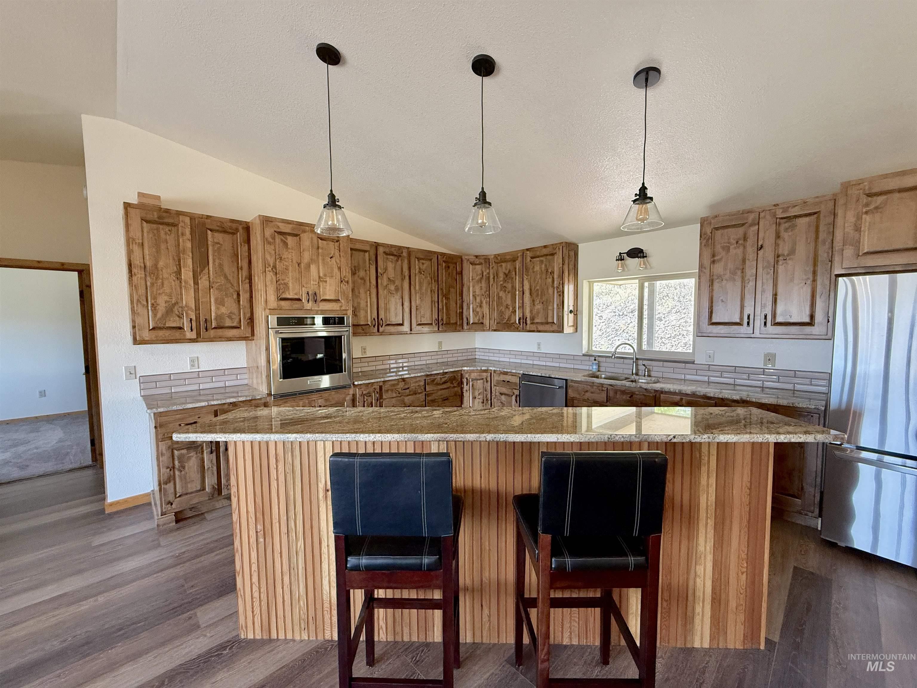 150 Bucks Boulevard, White Bird, Idaho 83554, 3 Bedrooms, 2 Bathrooms, Residential For Sale, Price $649,000,MLS 98957693