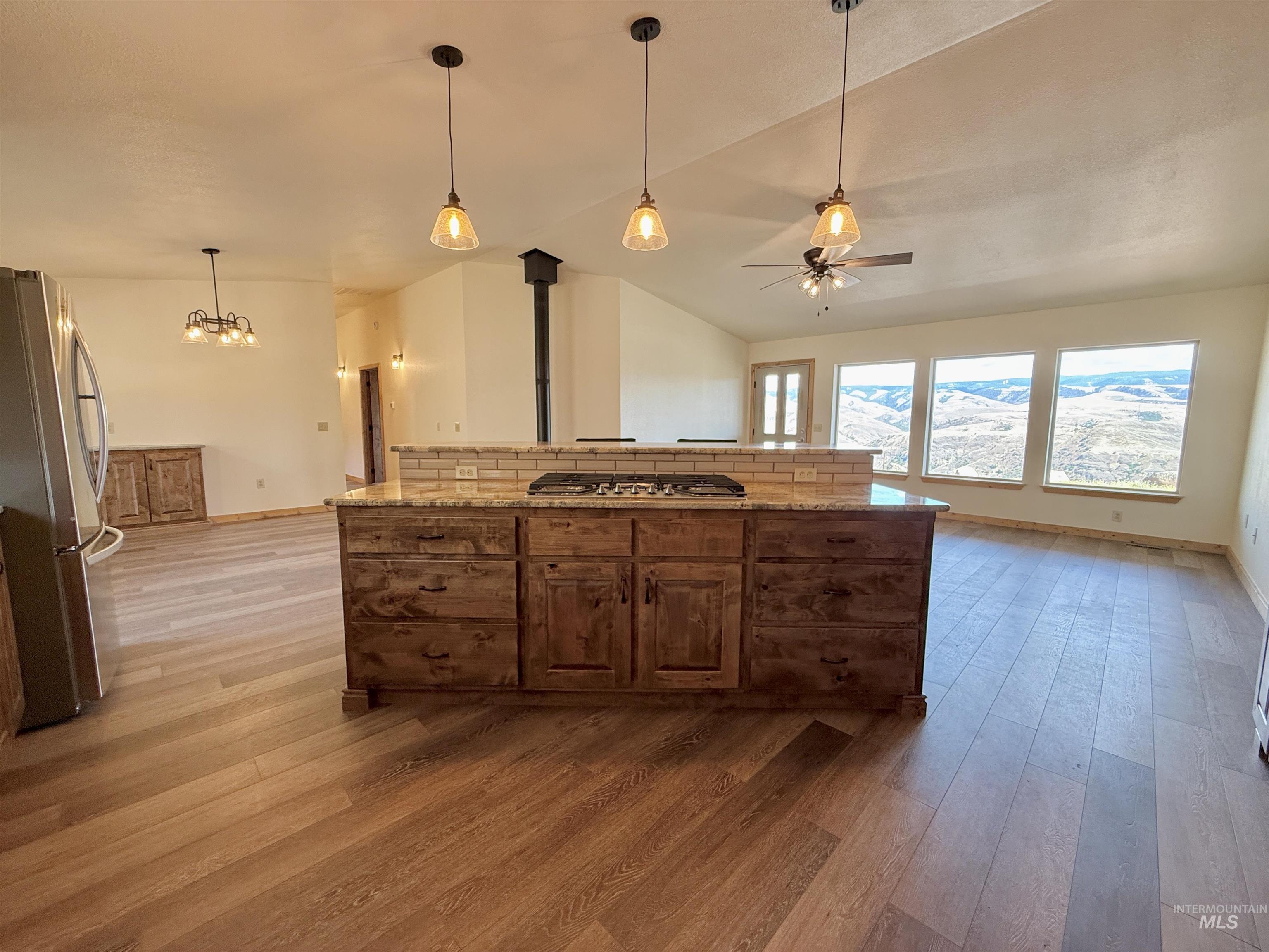 150 Bucks Boulevard, White Bird, Idaho 83554, 3 Bedrooms, 2 Bathrooms, Residential For Sale, Price $649,000,MLS 98957693