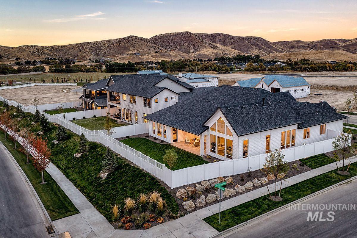 13641 N Sage Grouse PL, Boise, Idaho 83714-0000, 3 Bedrooms, 2.5 Bathrooms, Residential Income For Sale, Price $1,349,800,MLS 98957696