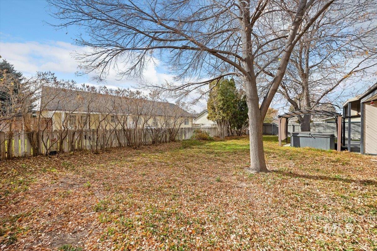 2556 4th Ave. East, Twin Falls, Idaho 83301, 4 Bedrooms, 3 Bathrooms, Residential For Sale, Price $389,000,MLS 98957716