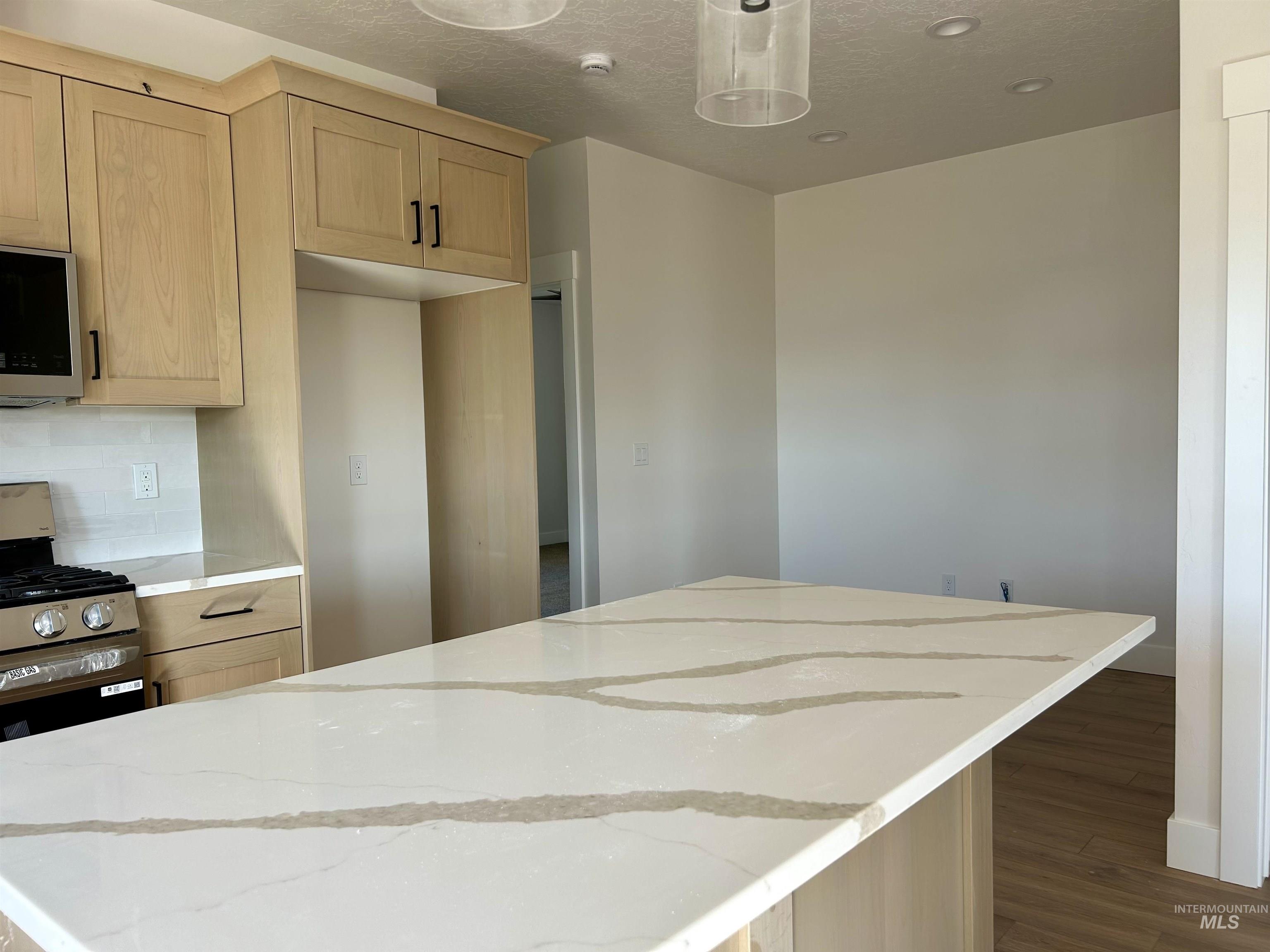 935 N 15th St, Payette, Idaho 83661, 2 Bedrooms, 2 Bathrooms, Residential For Sale, Price $325,000,MLS 98957718