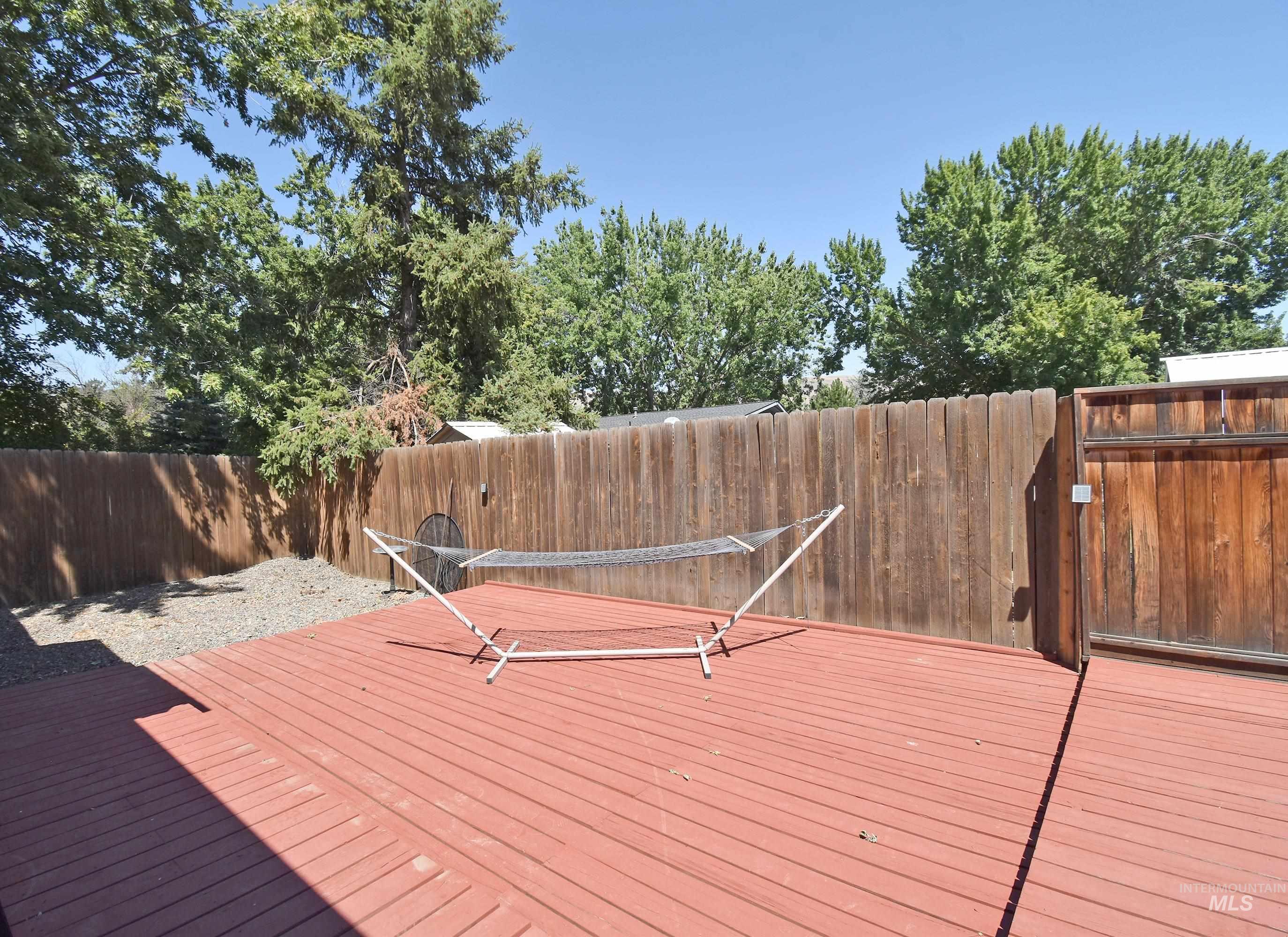 2424 Sunset View Ct, Clarkston, Washington 99403, 3 Bedrooms, 2 Bathrooms, Residential For Sale, Price $525,000,MLS 98957725