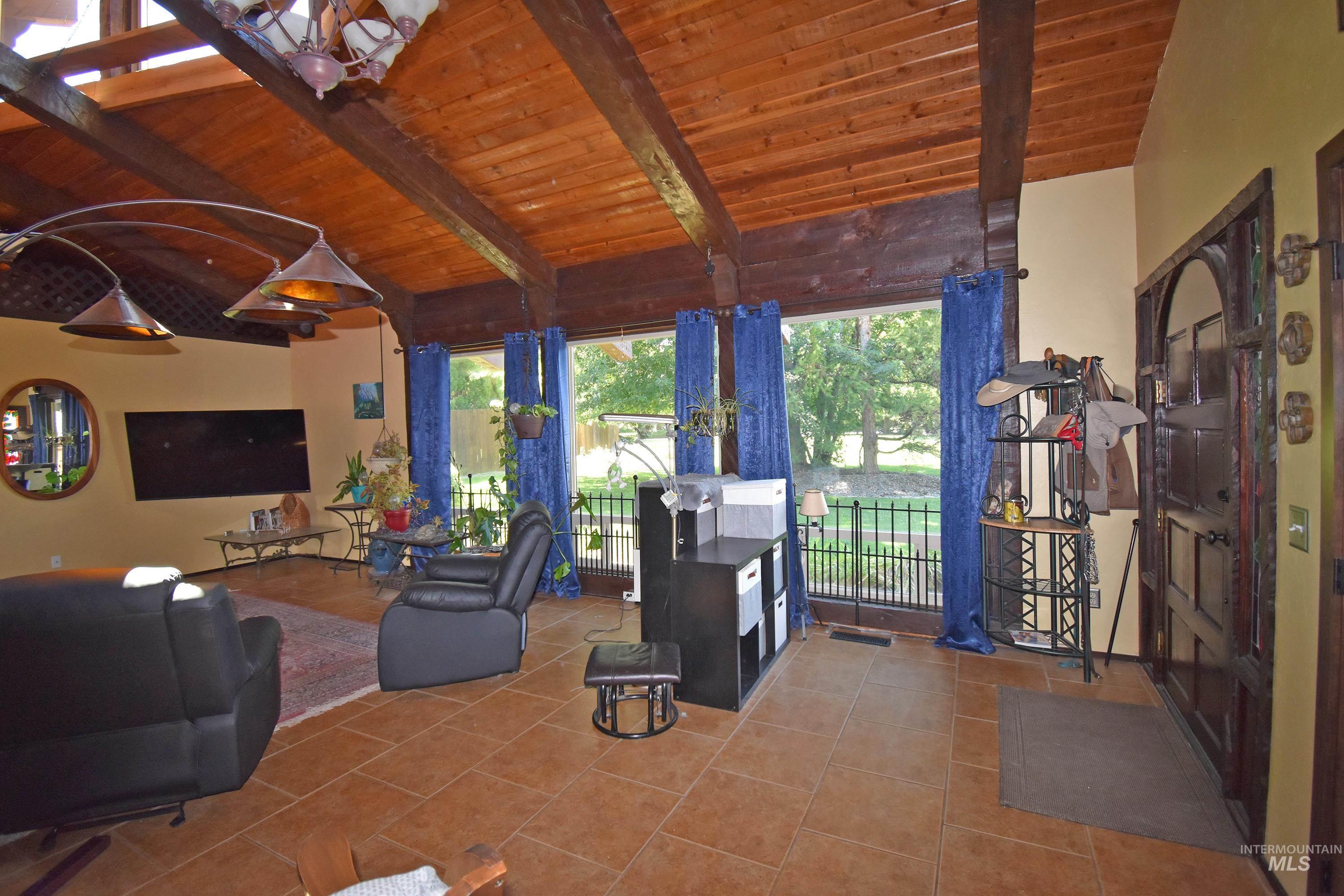 2424 Sunset View Ct, Clarkston, Washington 99403, 3 Bedrooms, 2 Bathrooms, Residential For Sale, Price $459,000,MLS 98957726