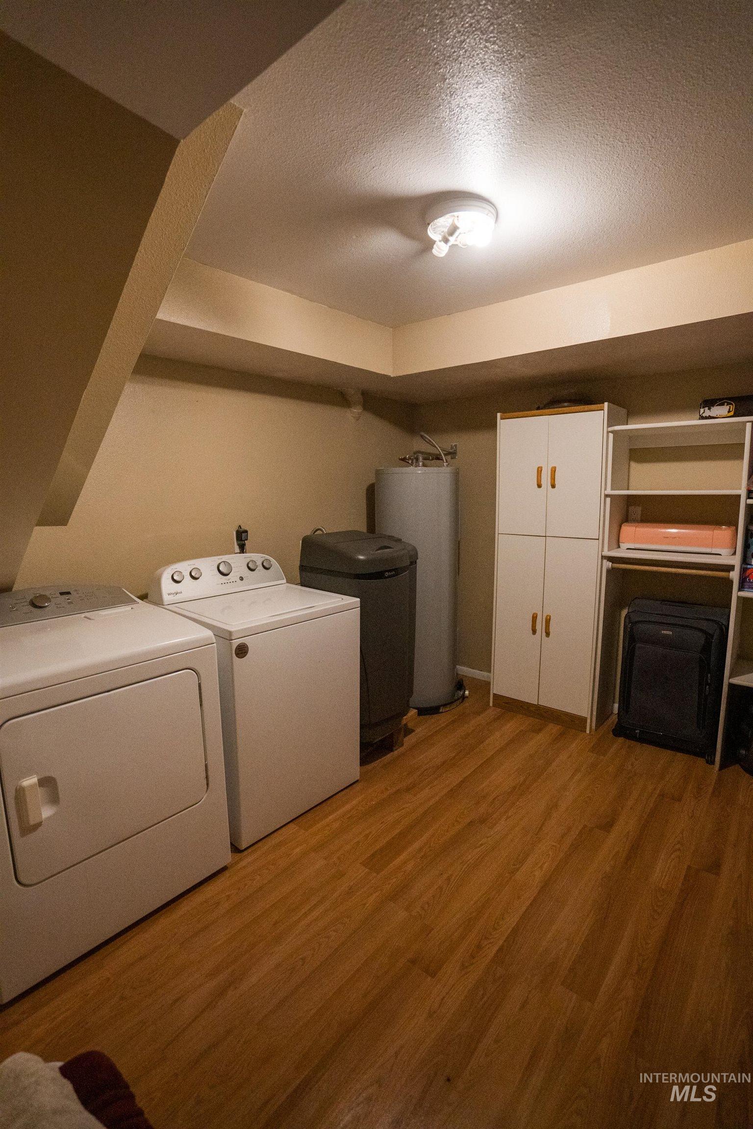 664 Columbine Dr, Paul, Idaho 83347, 4 Bedrooms, 2 Bathrooms, Residential For Sale, Price $343,000,MLS 98957732