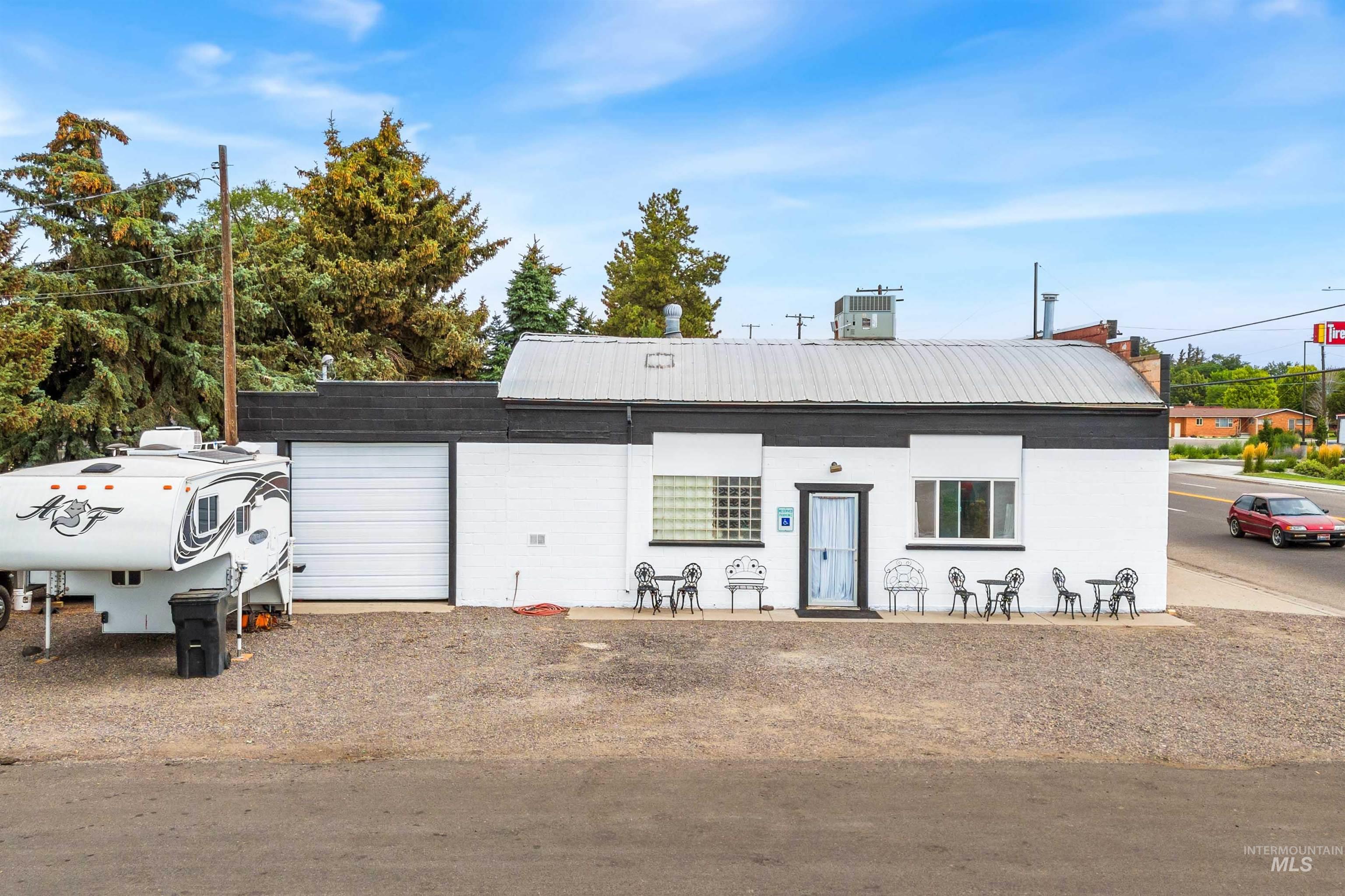 2039 Main St, Gooding, Idaho 83330, Business/Commercial For Sale, Price $298,000, 98957738