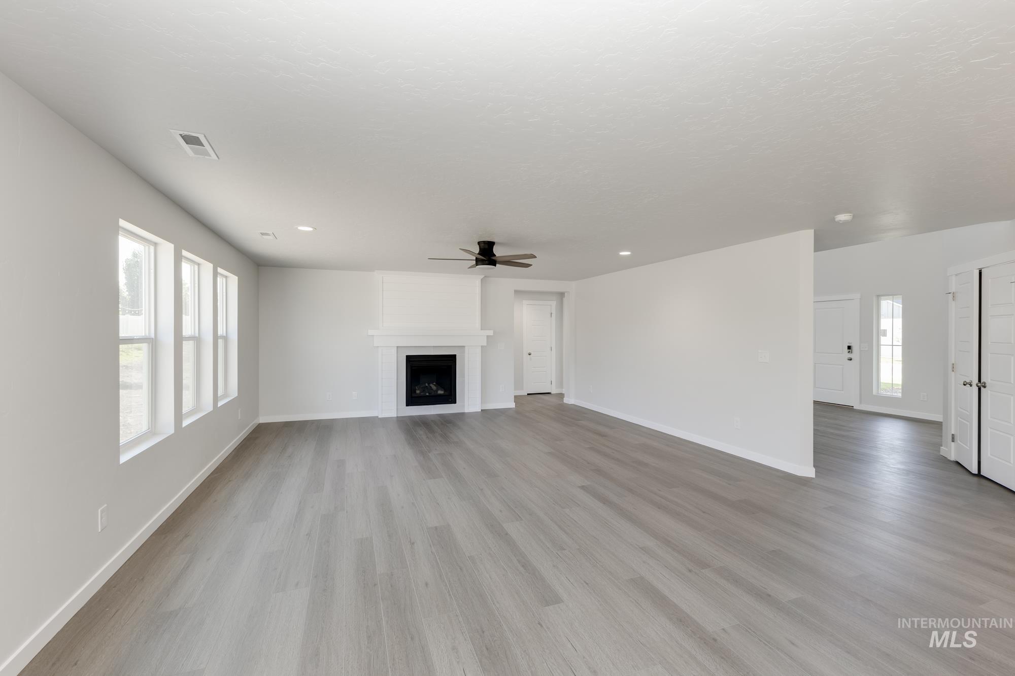 11120 W Teratai St, Star, Idaho 83669, 4 Bedrooms, 3 Bathrooms, Residential For Sale, Price $624,990,MLS 98957746