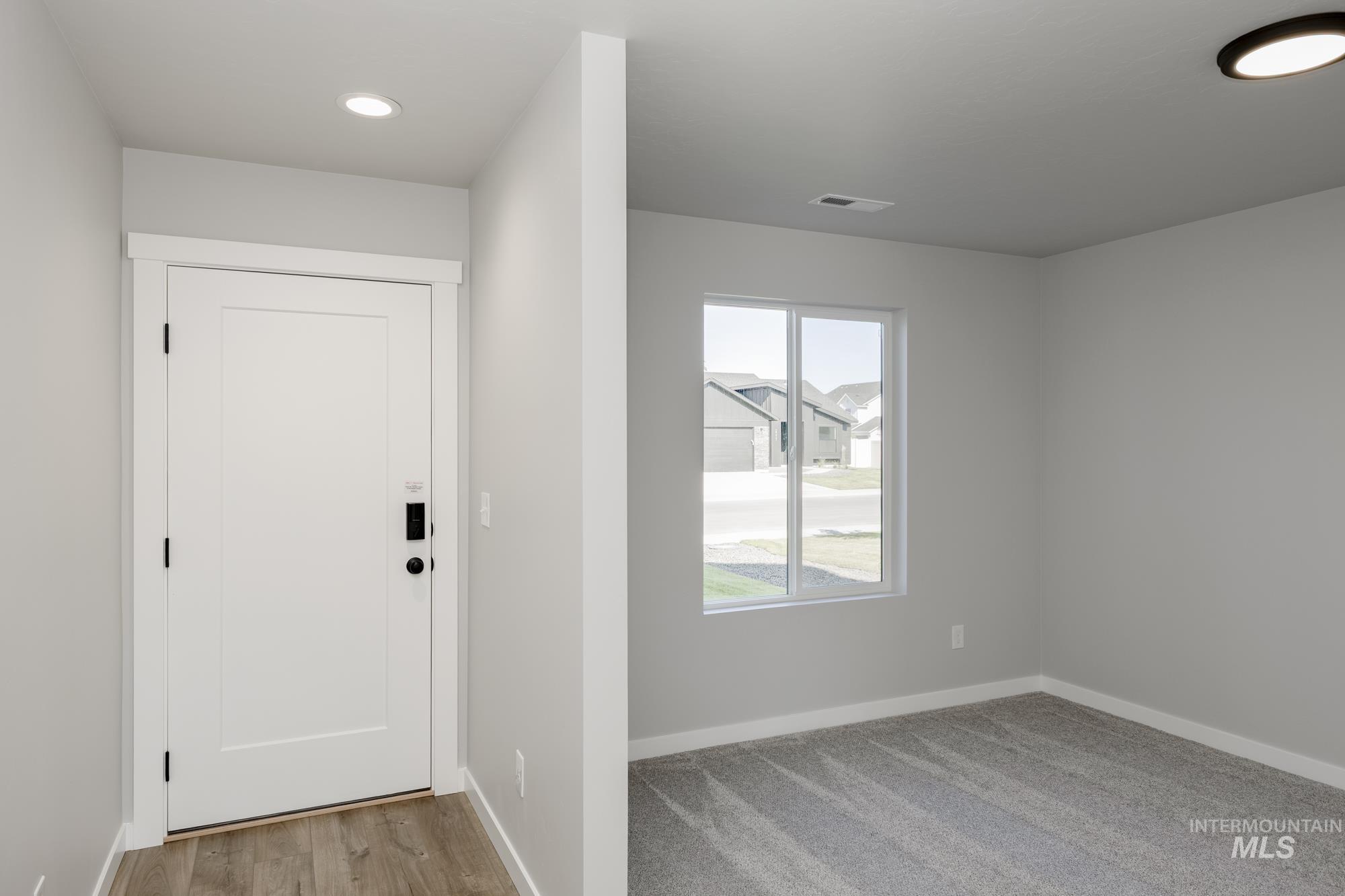 2352 N Carly Ave, Star, Idaho 83669, 4 Bedrooms, 2.5 Bathrooms, Residential For Sale, Price $494,990,MLS 98957748