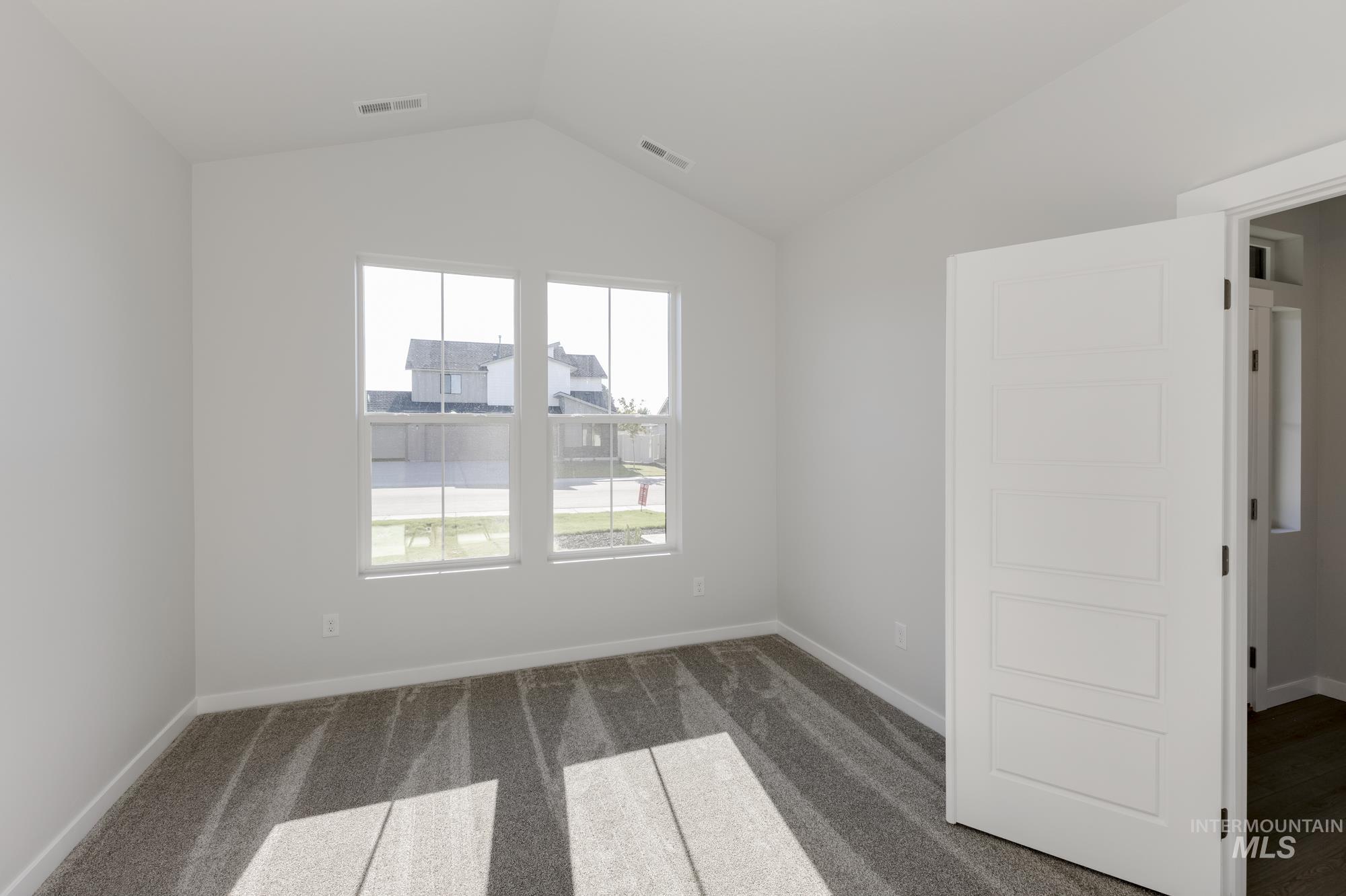 2323 N Carly Ave, Star, Idaho 83669, 4 Bedrooms, 2 Bathrooms, Residential For Sale, Price $559,990,MLS 98957750