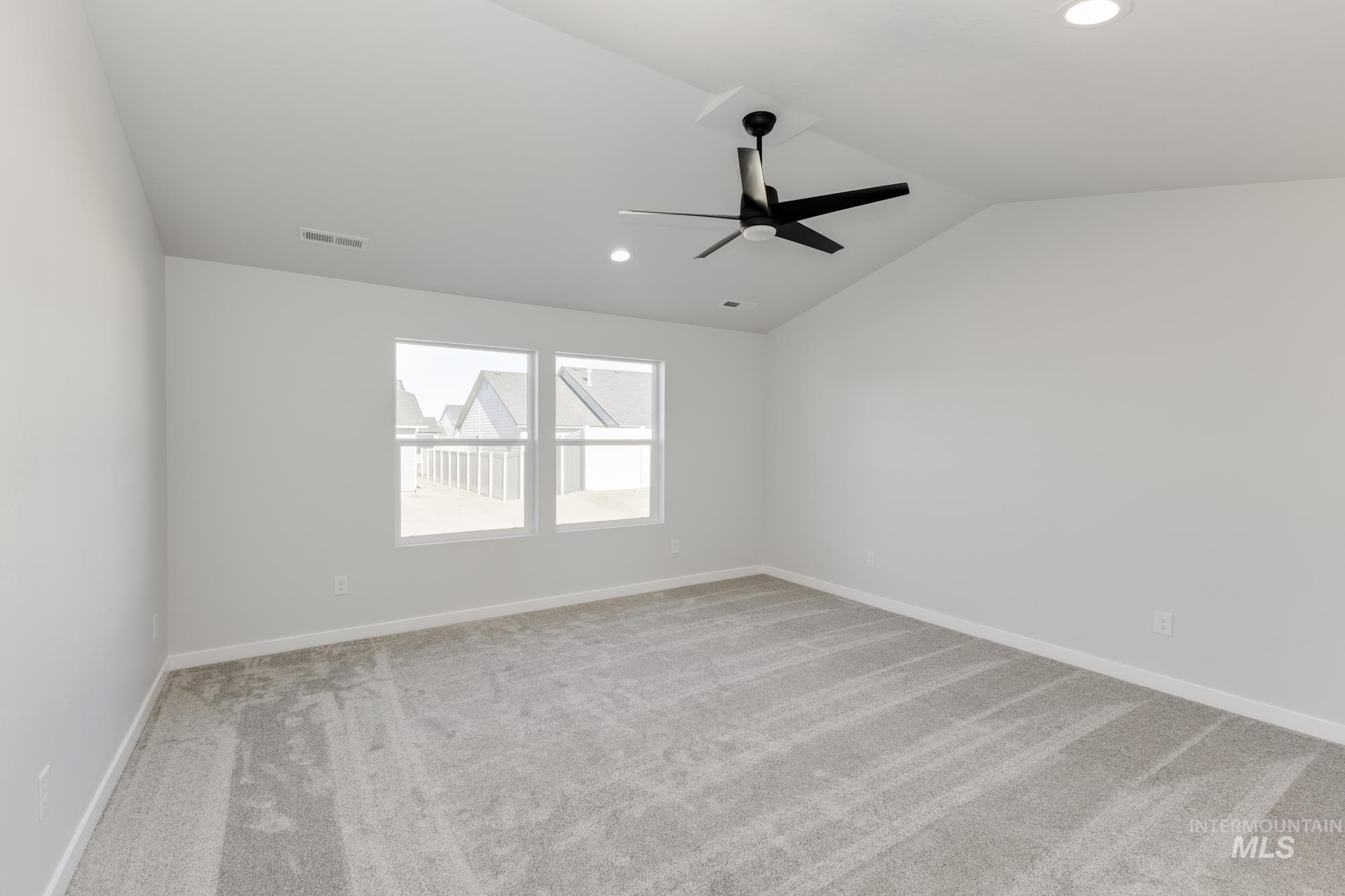 2323 N Carly Ave, Star, Idaho 83669, 4 Bedrooms, 2 Bathrooms, Residential For Sale, Price $559,990,MLS 98957750