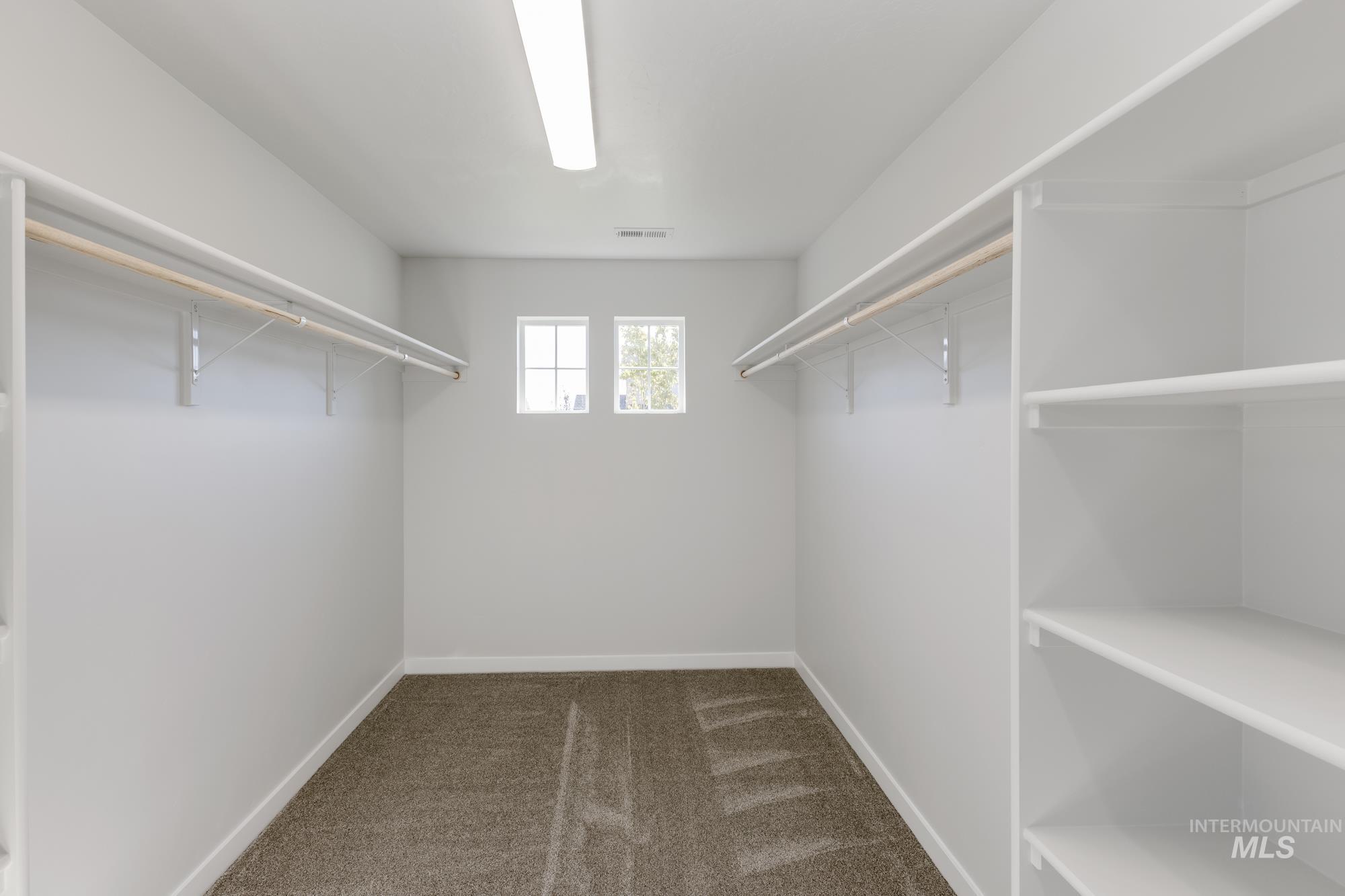 2323 N Carly Ave, Star, Idaho 83669, 4 Bedrooms, 2 Bathrooms, Residential For Sale, Price $559,990,MLS 98957750