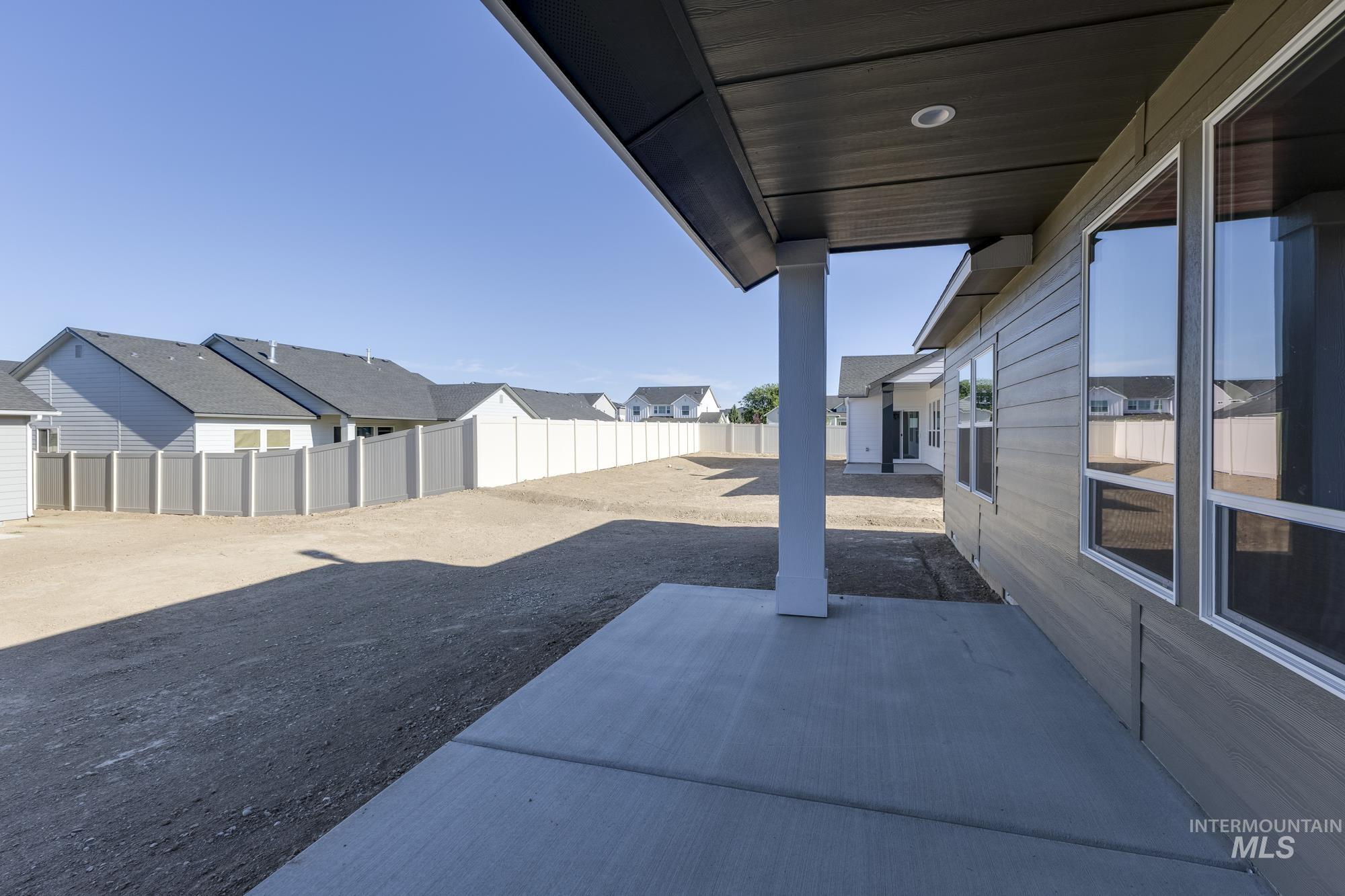 2323 N Carly Ave, Star, Idaho 83669, 4 Bedrooms, 2 Bathrooms, Residential For Sale, Price $559,990,MLS 98957750