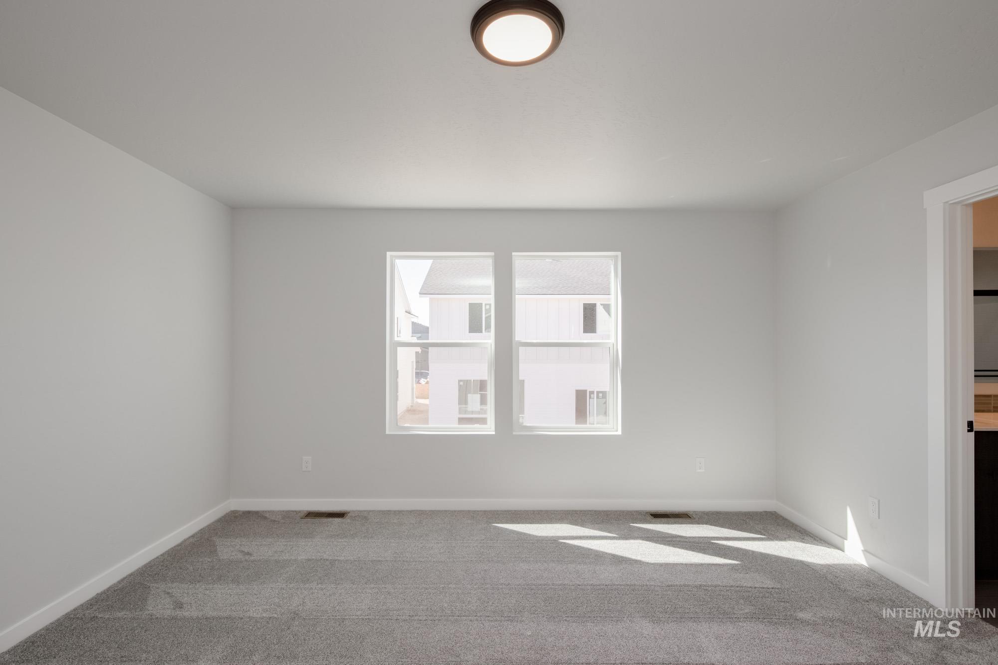 4195 E Woodmurra St, Meridian, Idaho 83642, 3 Bedrooms, 2.5 Bathrooms, Residential For Sale, Price $422,990,MLS 98957768