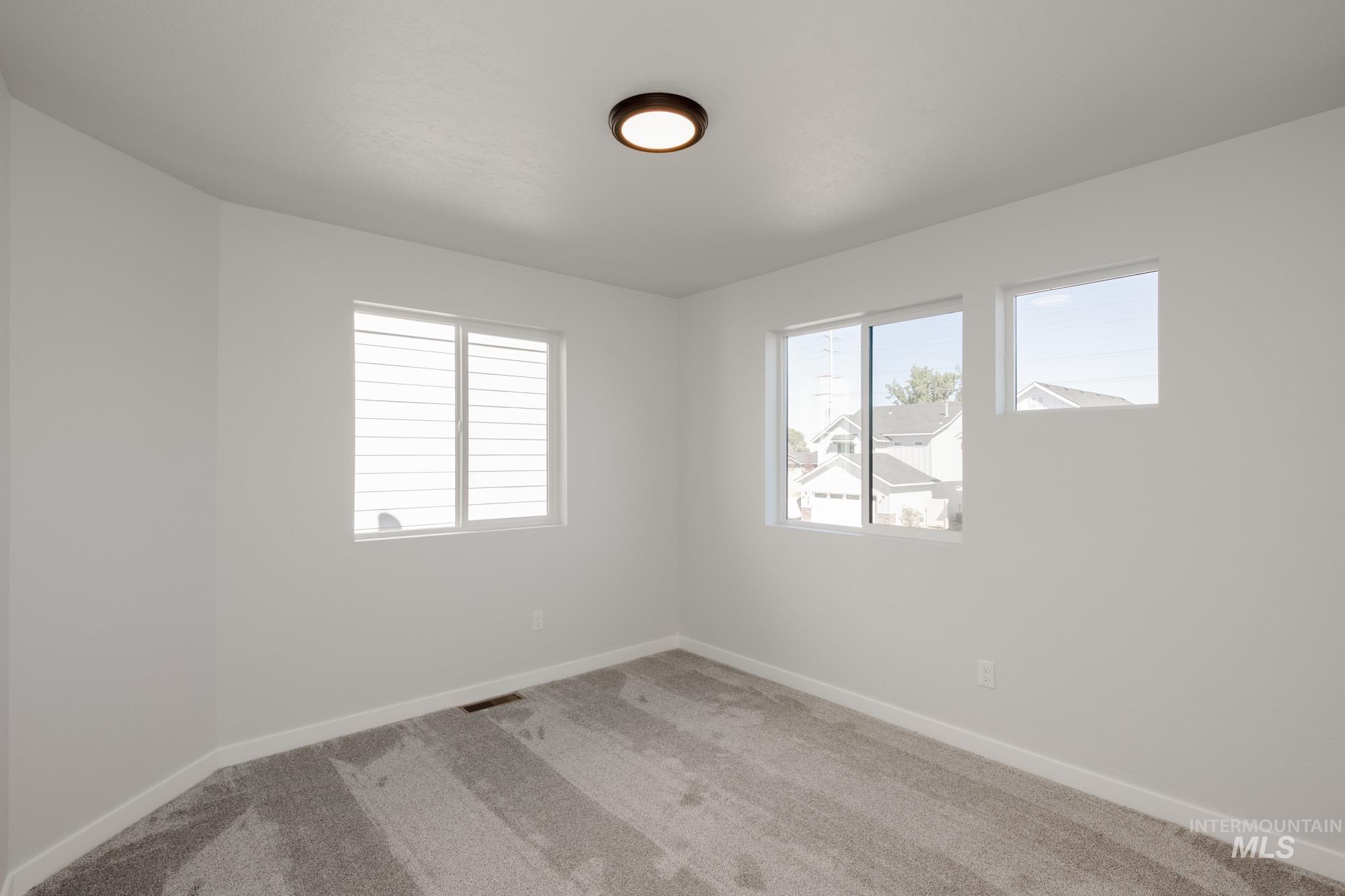 4195 E Woodmurra St, Meridian, Idaho 83642, 3 Bedrooms, 2.5 Bathrooms, Residential For Sale, Price $422,990,MLS 98957768