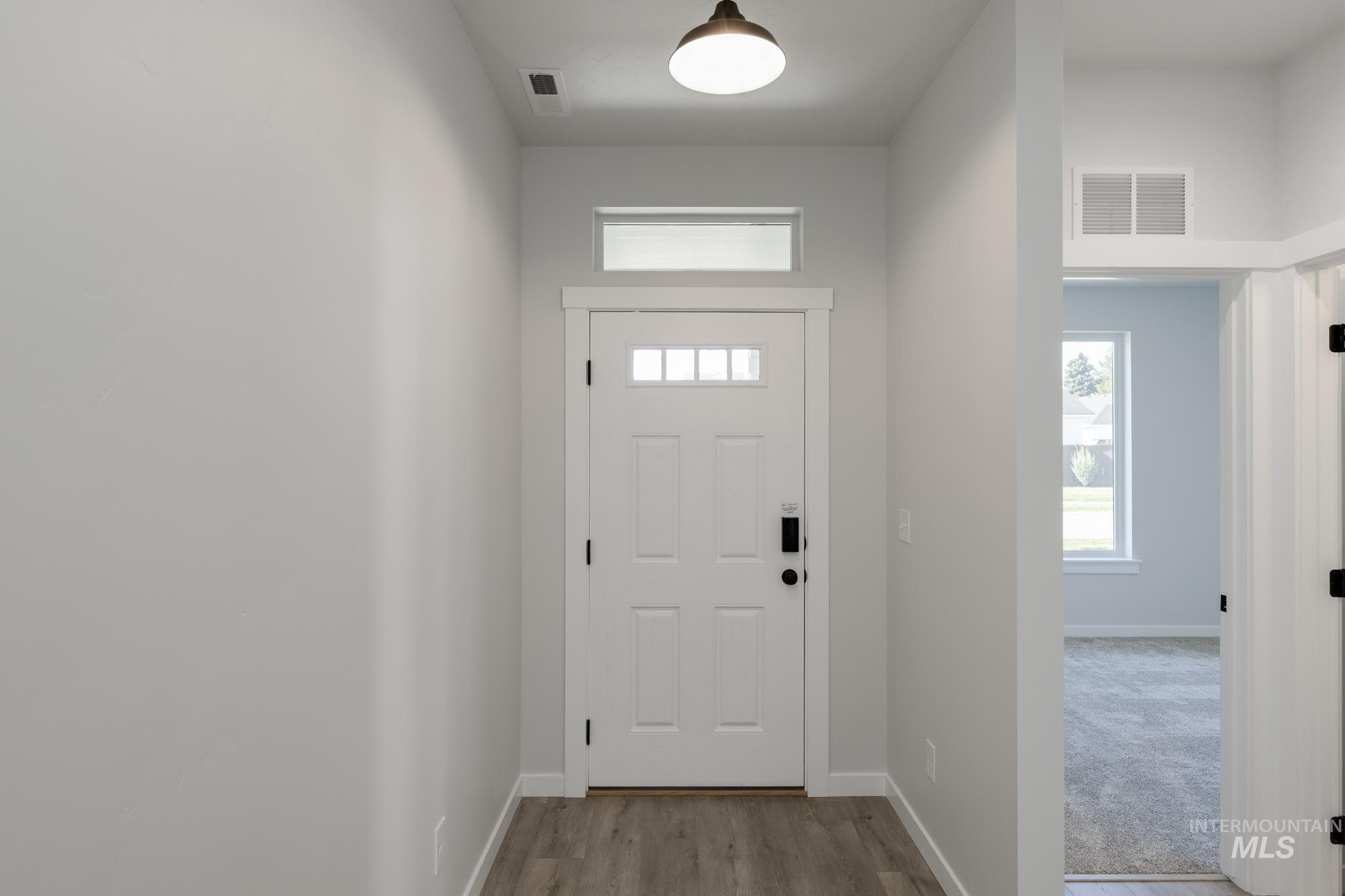 10102 W La Jolla Ct, Boise, Idaho 83709, 4 Bedrooms, 2 Bathrooms, Residential For Sale, Price $499,990,MLS 98957774