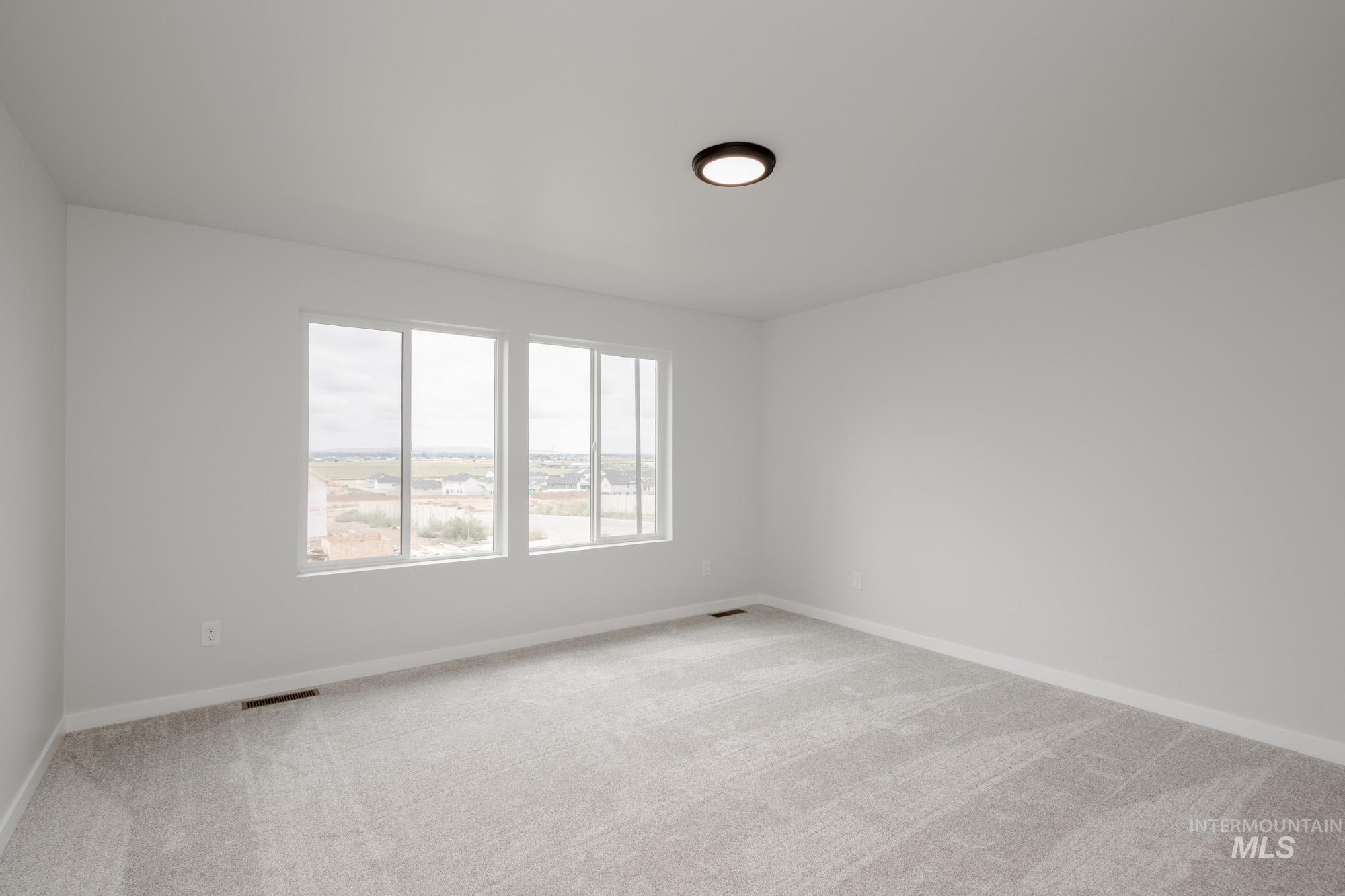 986 W Cub River Dr, Meridian, Idaho 83642, 4 Bedrooms, 2.5 Bathrooms, Residential For Sale, Price $489,990,MLS 98957775