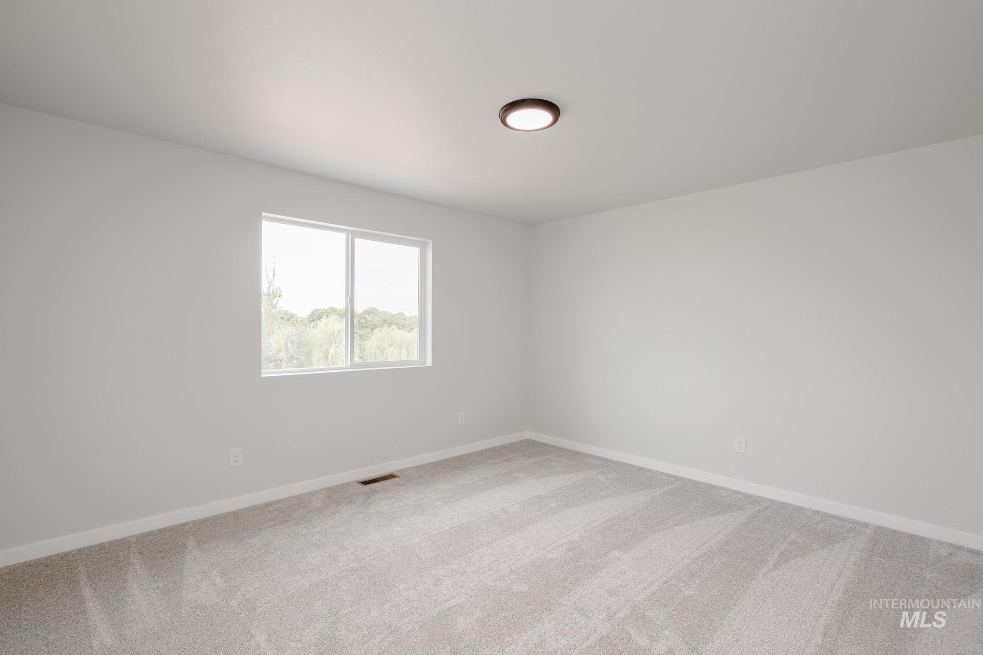 986 W Cub River Dr, Meridian, Idaho 83642, 4 Bedrooms, 2.5 Bathrooms, Residential For Sale, Price $489,990,MLS 98957775