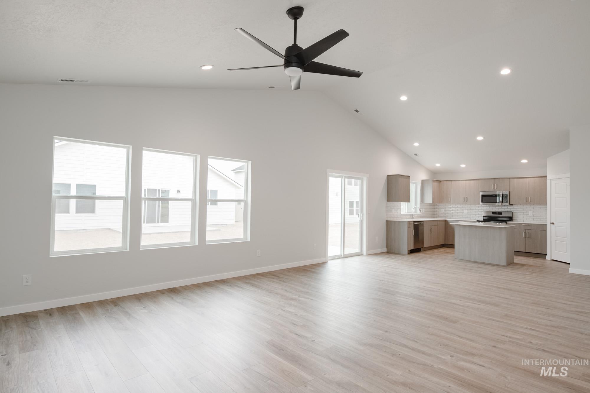 16789 Sentinel Ave, Caldwell, Idaho 83607, 4 Bedrooms, 2 Bathrooms, Residential For Sale, Price $413,990,MLS 98957777