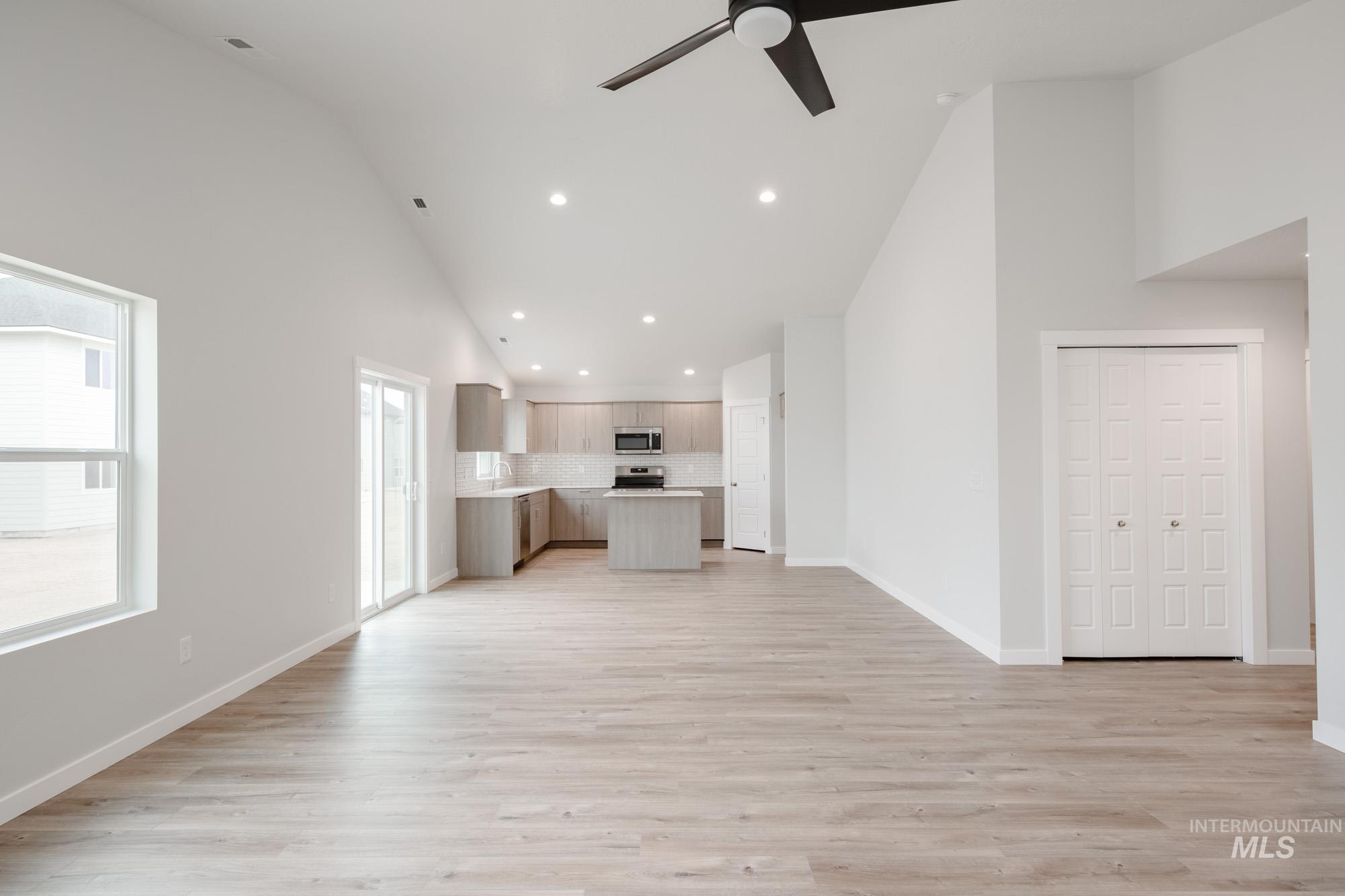 16789 Sentinel Ave, Caldwell, Idaho 83607, 4 Bedrooms, 2 Bathrooms, Residential For Sale, Price $413,990,MLS 98957777