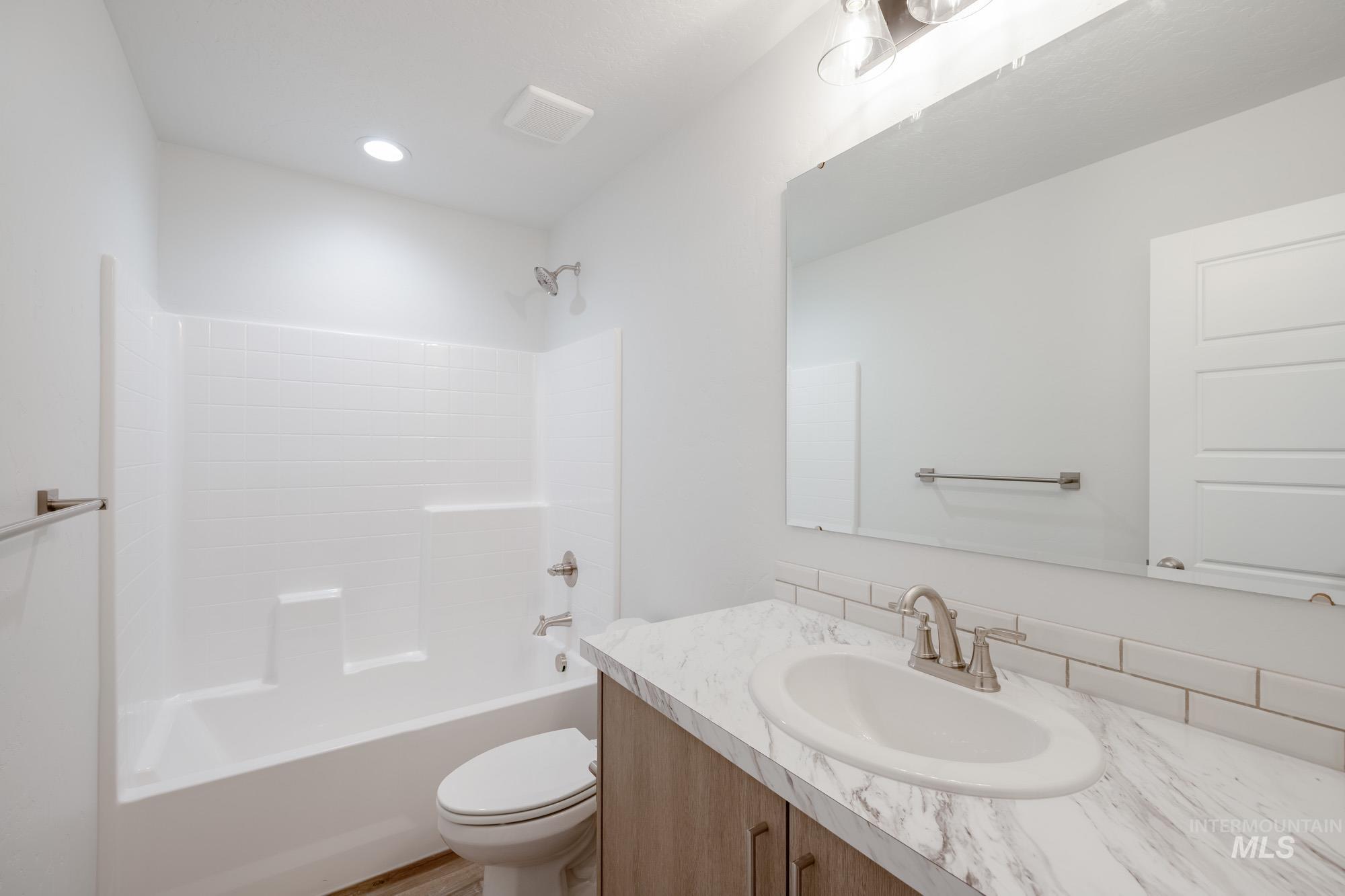 16789 Sentinel Ave, Caldwell, Idaho 83607, 4 Bedrooms, 2 Bathrooms, Residential For Sale, Price $413,990,MLS 98957777