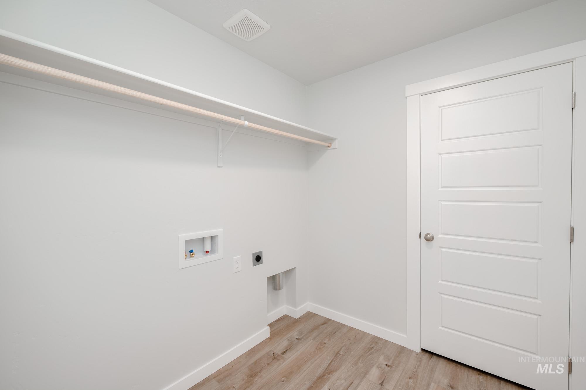 16789 Sentinel Ave, Caldwell, Idaho 83607, 4 Bedrooms, 2 Bathrooms, Residential For Sale, Price $413,990,MLS 98957777